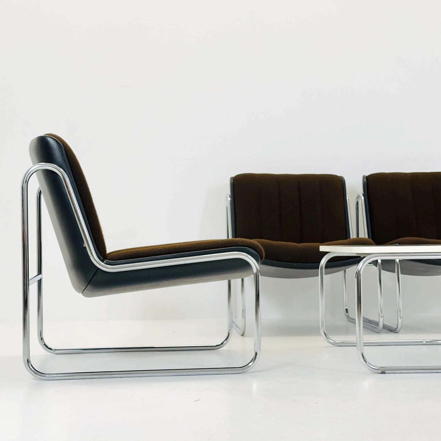 Set of 4 Iconic Mid-Century Modern “Sling” Lounge Chairs by Peter Hoyte for Habitat, Italy 1980s
