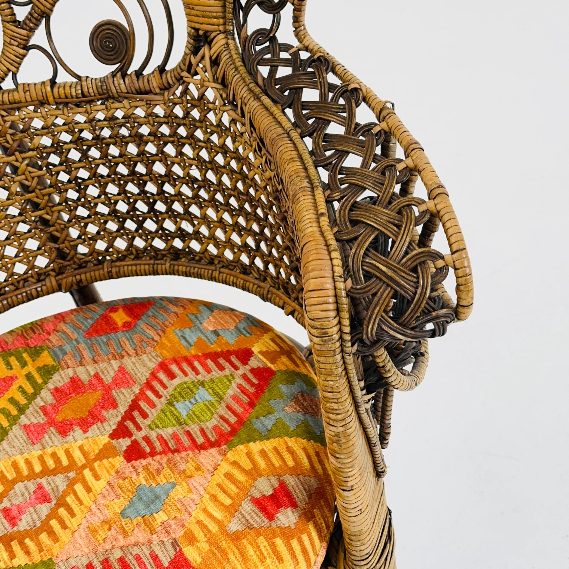 Mid century Classic Wicker Emmanuelle Peacock Chair 1960/70s