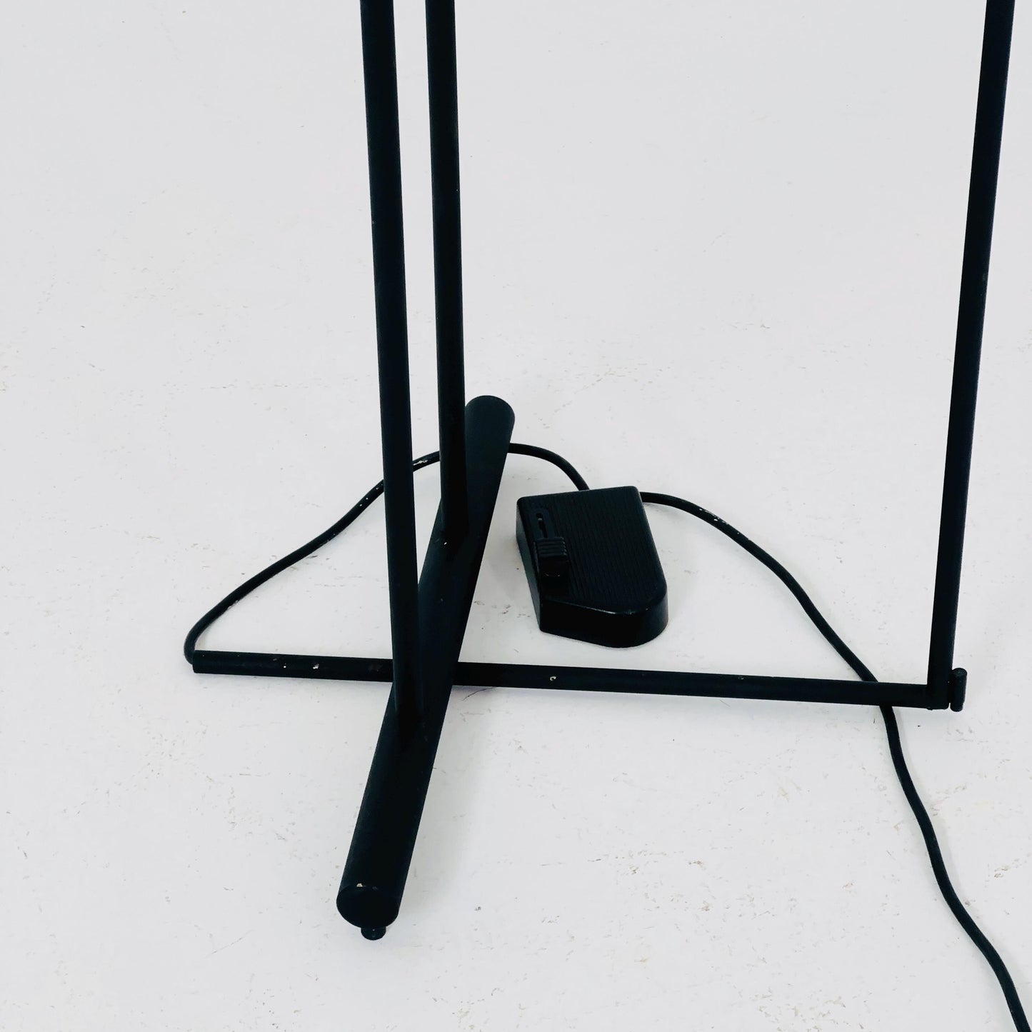 Mid-Century Large Fenix Halogen Floor Lamp by Jorge A. Garcia Garay, “Bird in Flight” | Spain 1980s