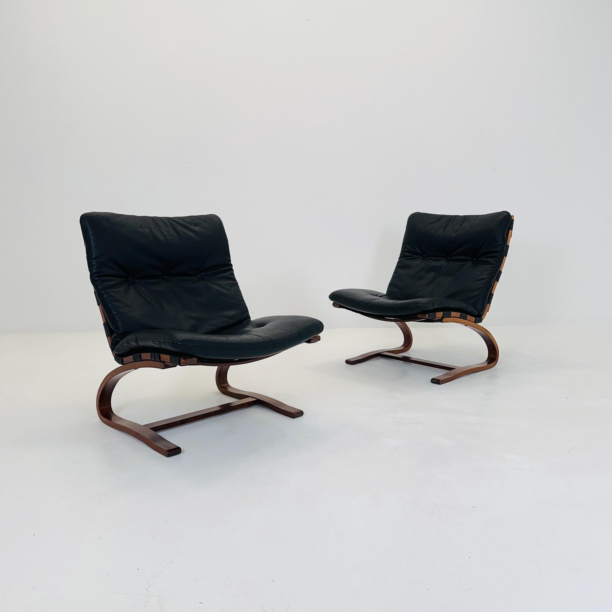 1of 4 Mid century Kangu Lounge Chairs by Elsa Solheim and Nordahl Solheim for Rybo 1970s