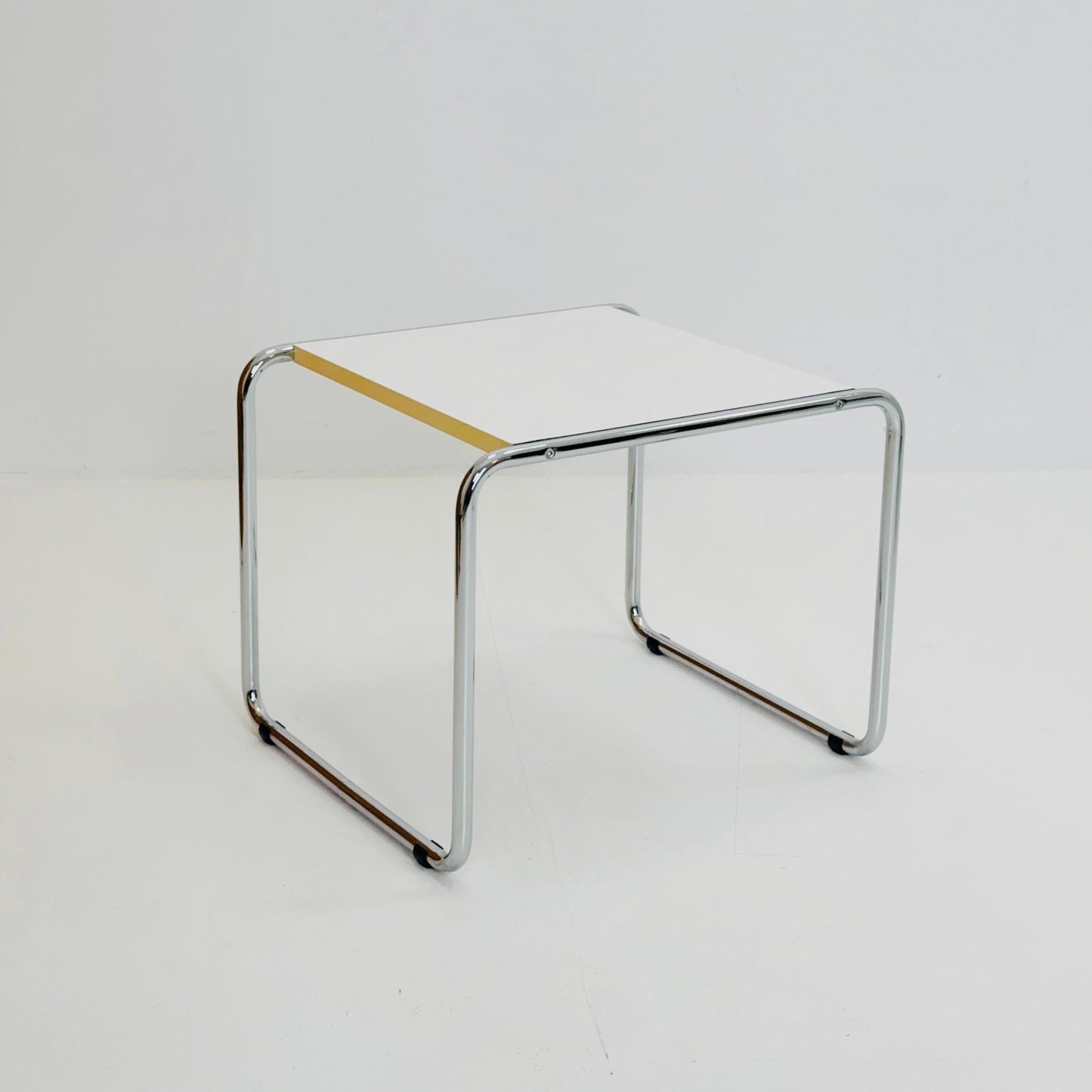 Mid century Marcel Breuer - Laccio Side coffee Table white Laminated Top with Tubular Chromed Base 1970s