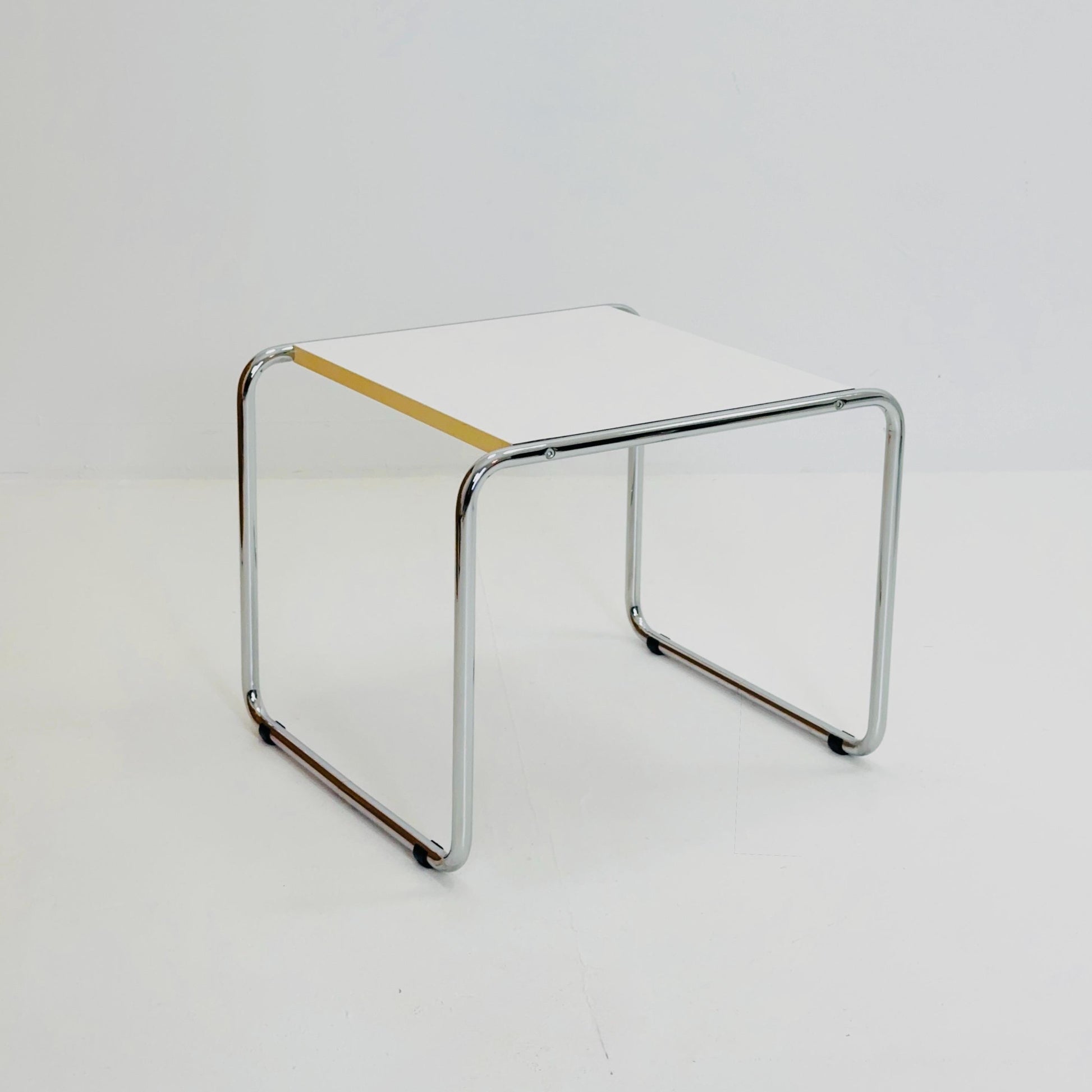 Mid century Marcel Breuer - Laccio Side coffee Table white Laminated Top with Tubular Chromed Base 1970s