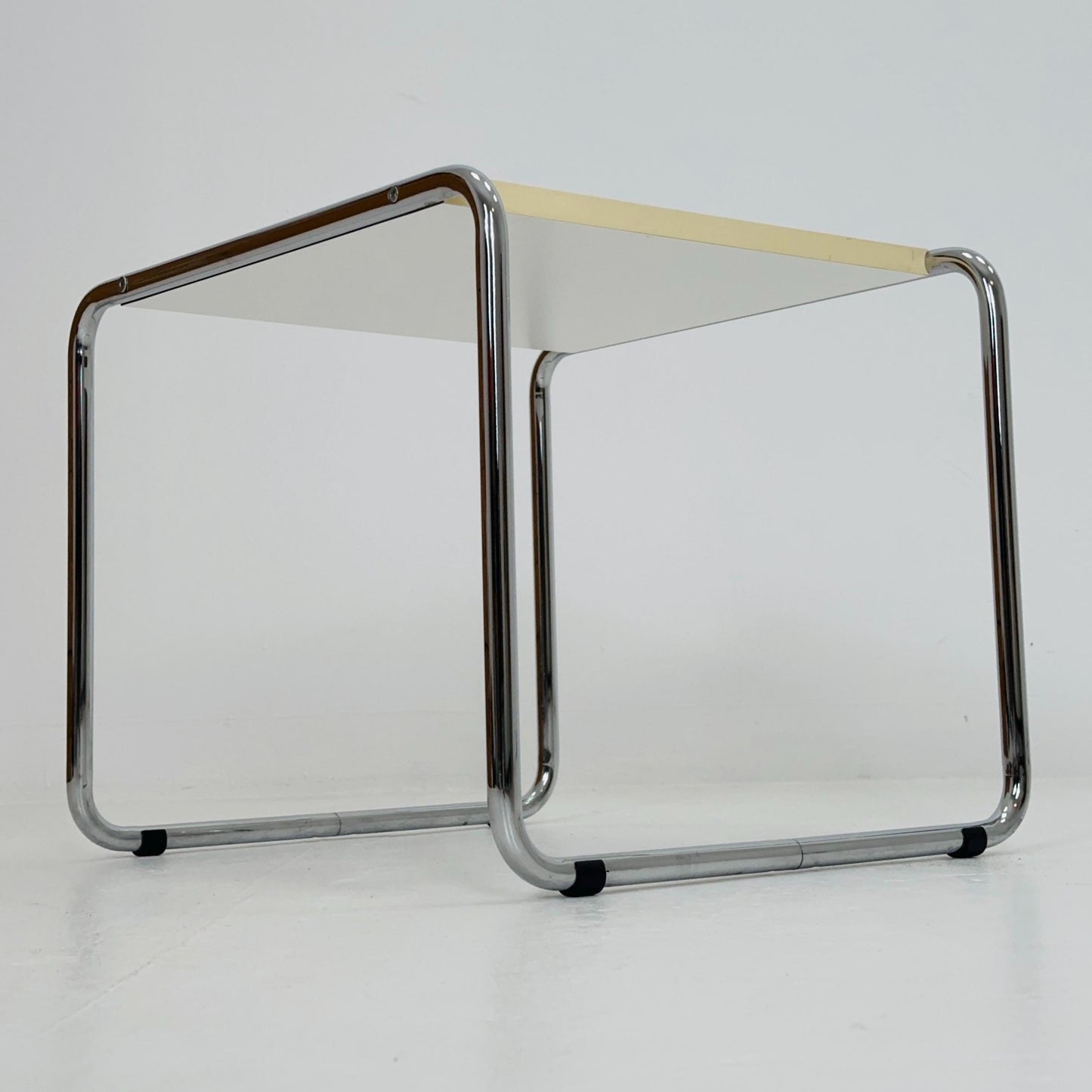 Mid century Marcel Breuer - Laccio Side coffee Table white Laminated Top with Tubular Chromed Base 1970s