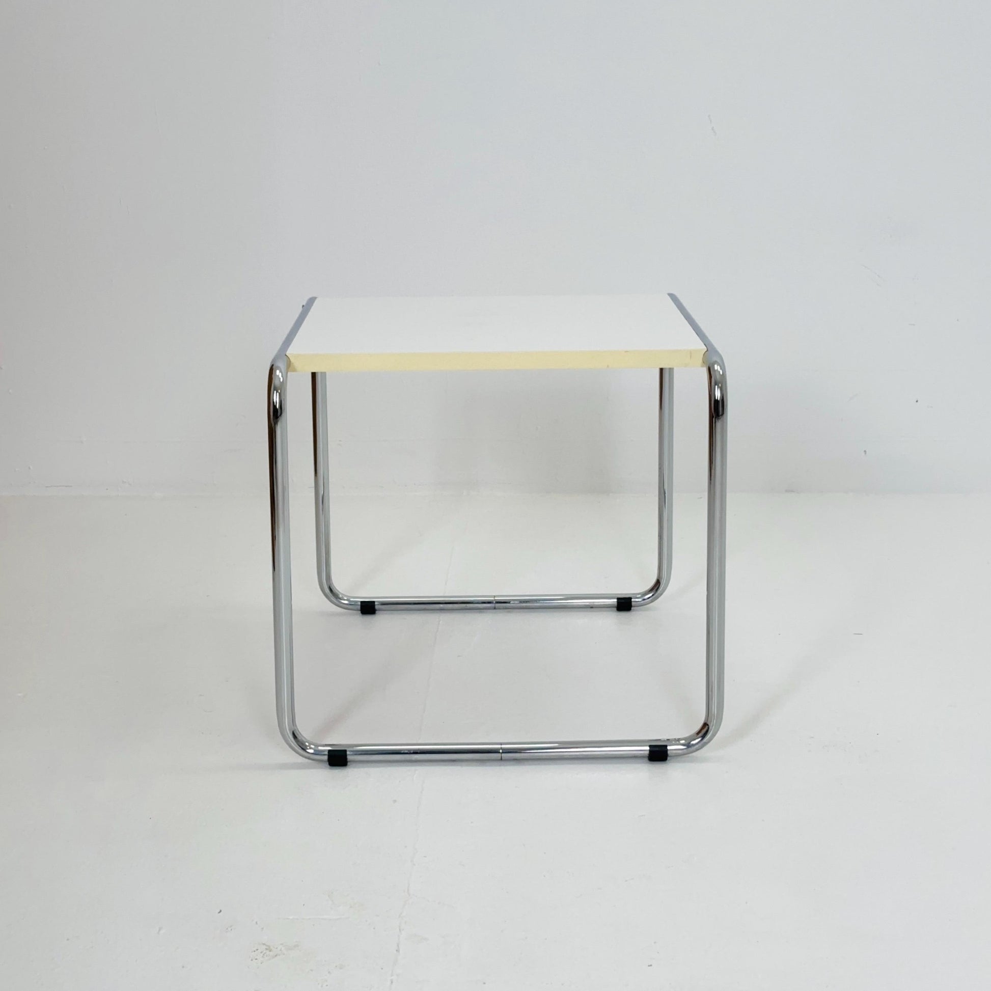 Mid century Marcel Breuer - Laccio Side coffee Table white Laminated Top with Tubular Chromed Base 1970s