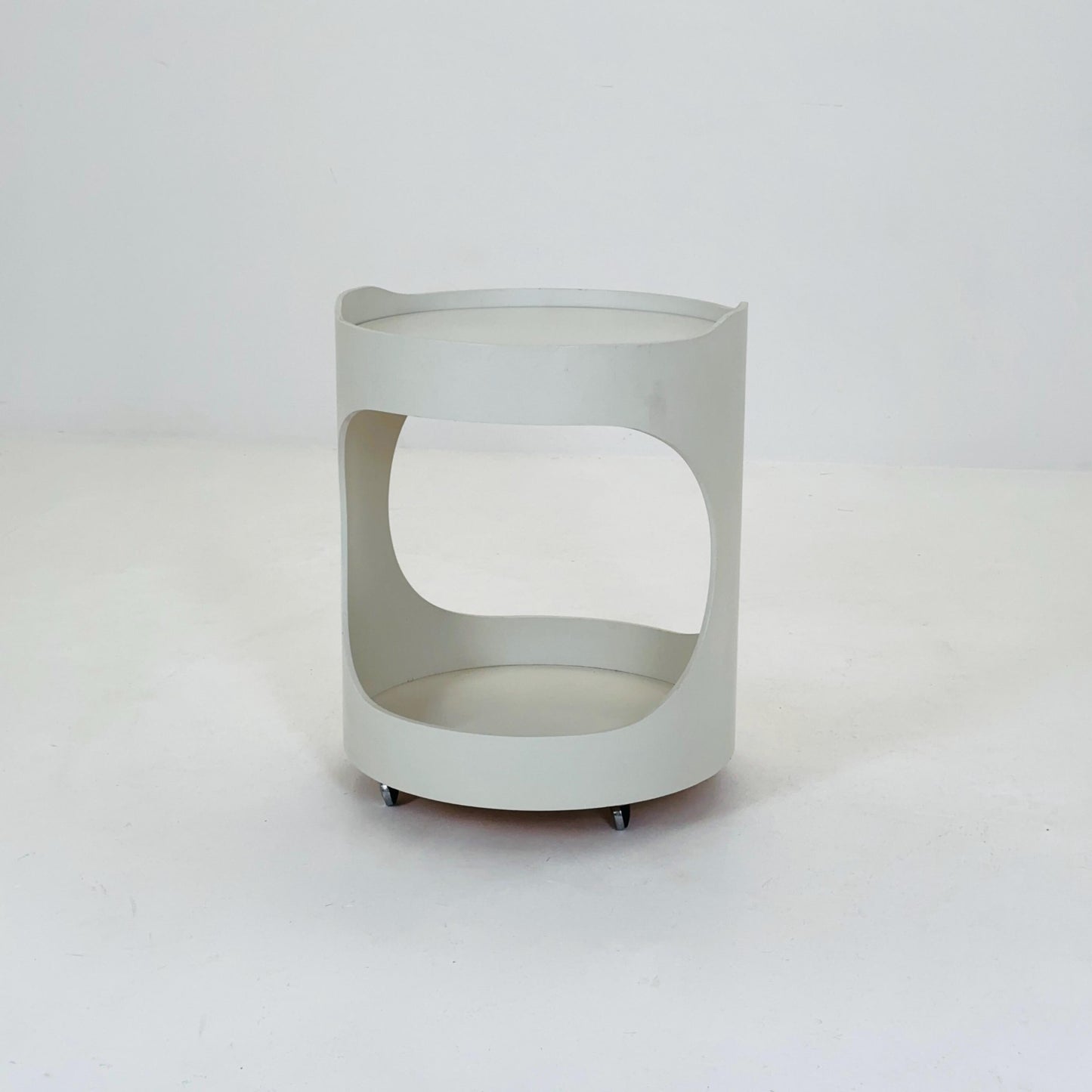 Space Age Luna Side Table 5124 by Opal Möbel, Germany 1970s – Vintage White Rolling Table, Mid-Century Modern