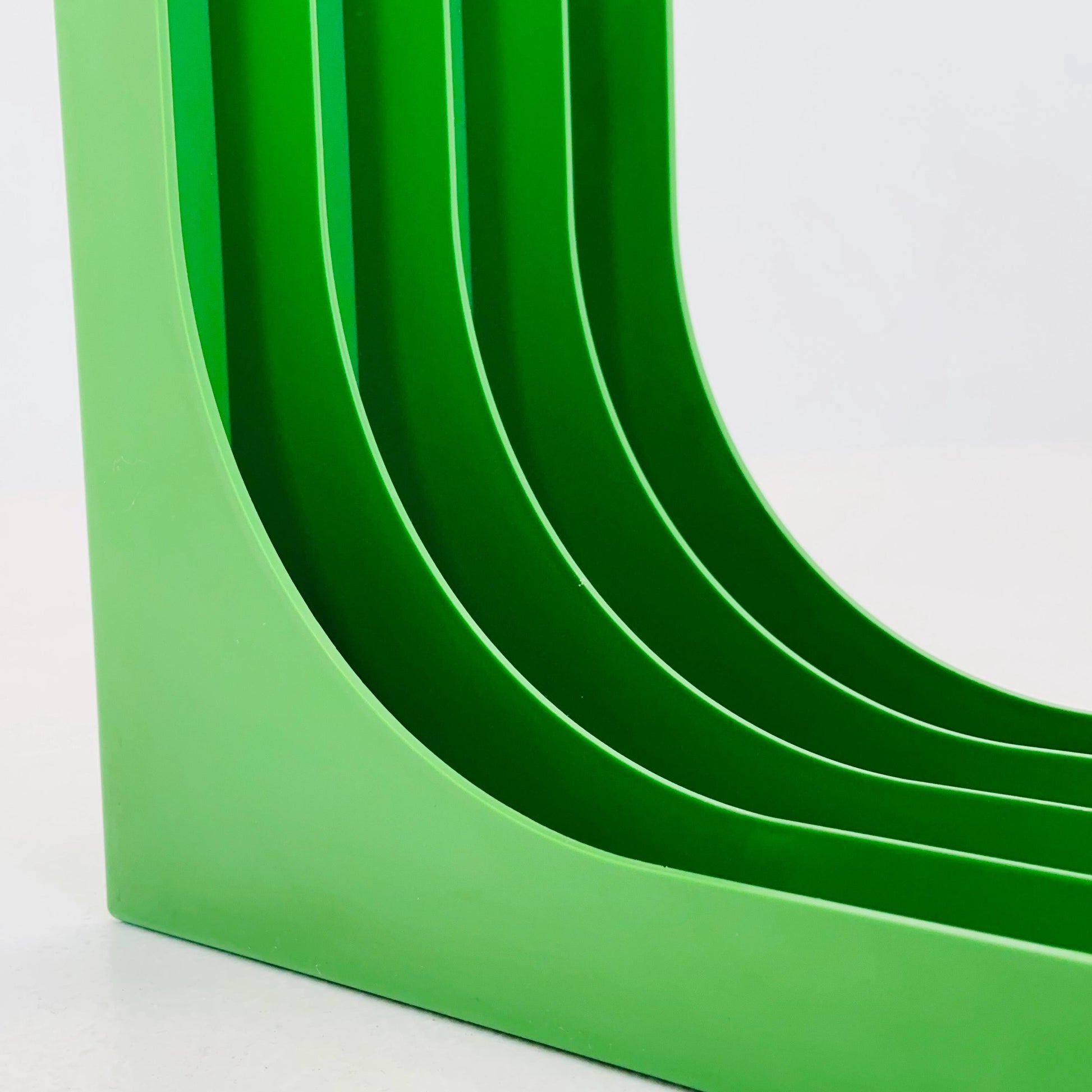 Mid-Century Green retro vinyl storage holder, modular record holder, vintage space age brands from the 70s west Germany