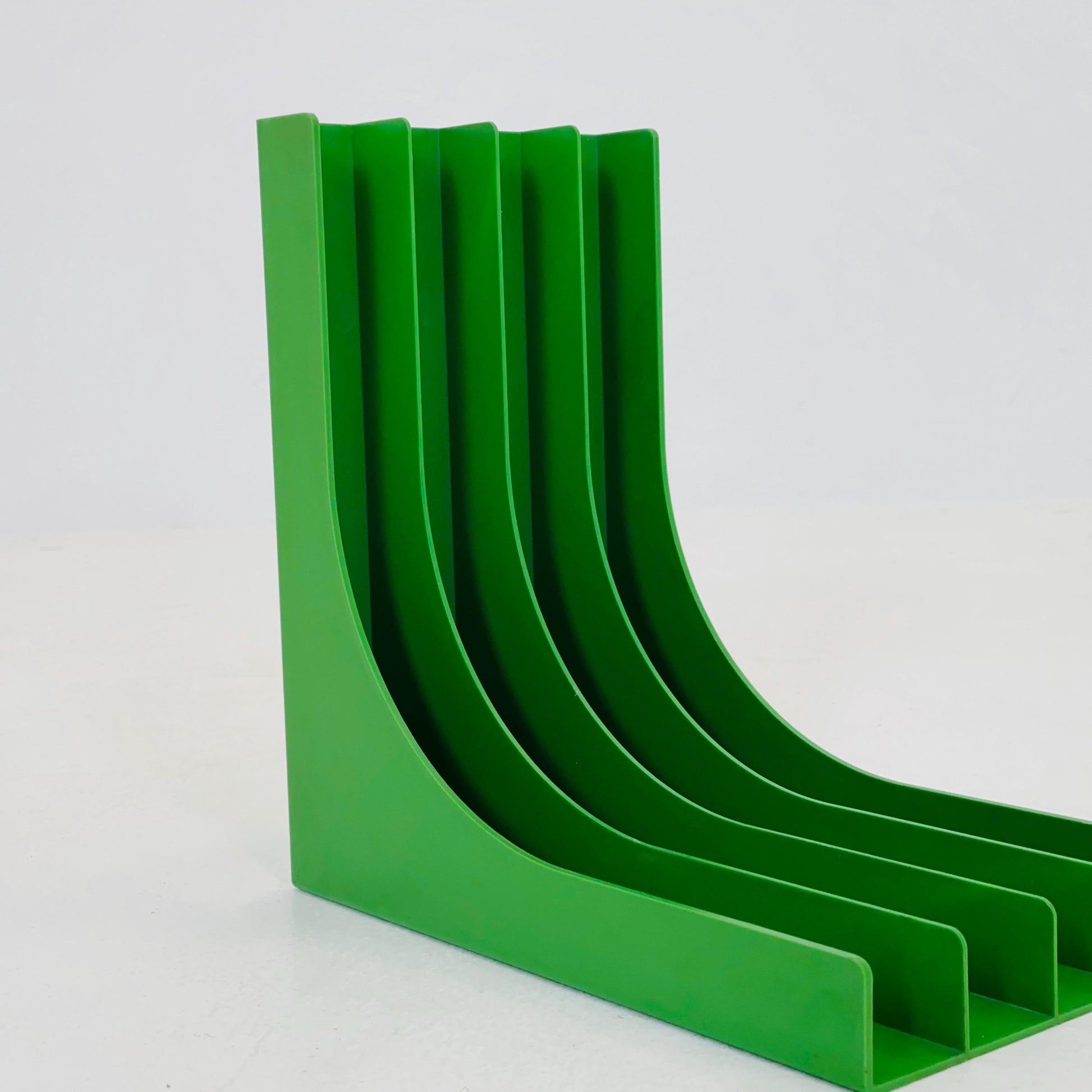 Mid-Century Green retro vinyl storage holder, modular record holder, vintage space age brands from the 70s west Germany