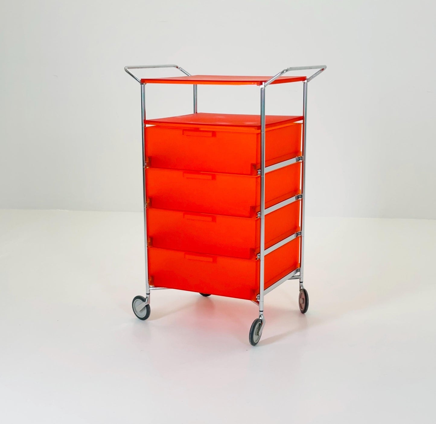 Design Kartell “Mobil” Storage Unit in Orange PMMA & Chrome – Antonio Citterio,for Kartell Italy 1990s
