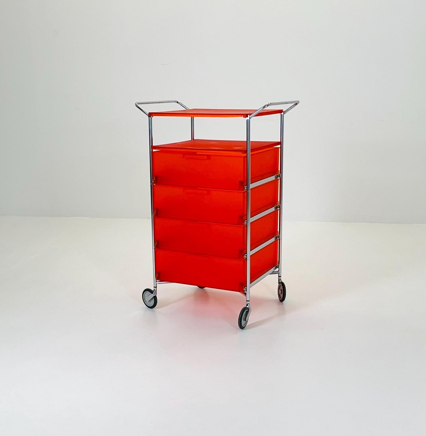 Design Kartell “Mobil” Storage Unit in Orange PMMA & Chrome – Antonio Citterio,for Kartell Italy 1990s