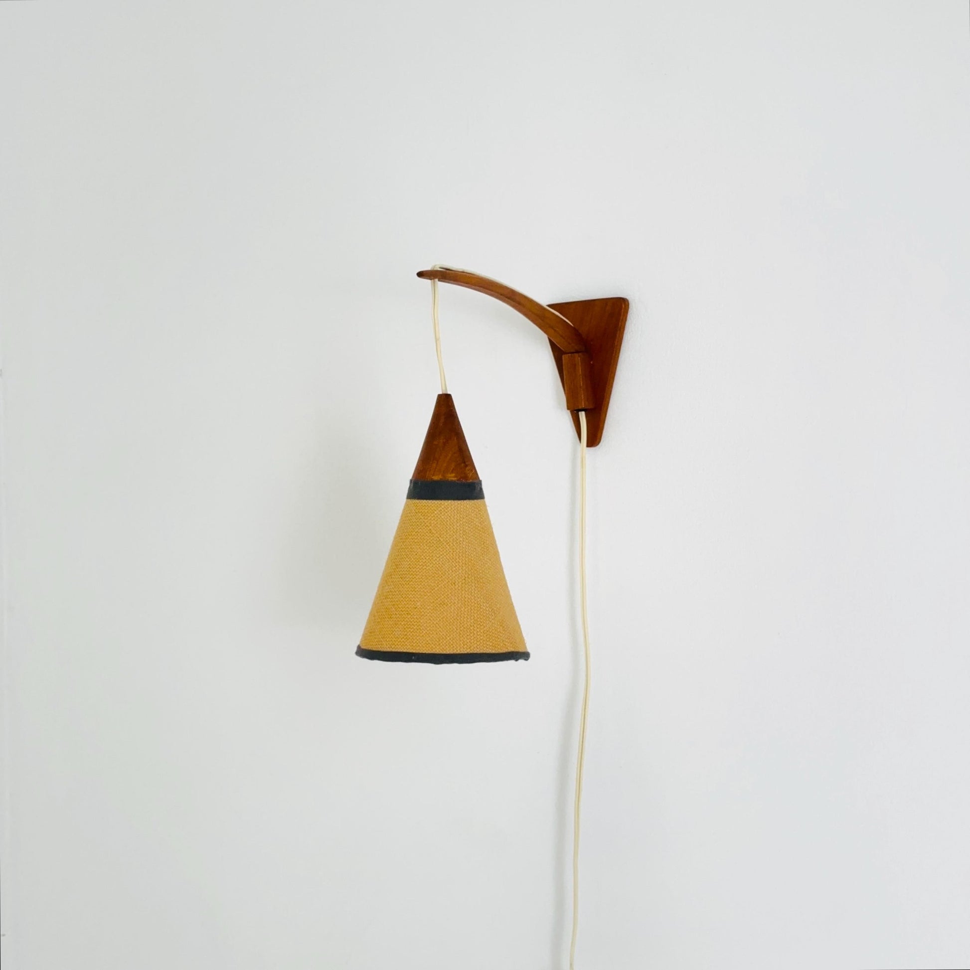 Mid century Teak wall Lamp with fabric Shade by E. R. Nele for Temde, 1960s