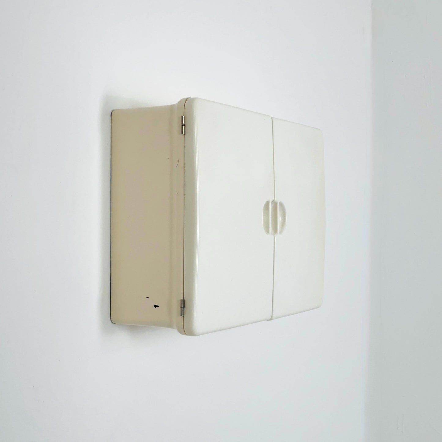 Mid century ‘Spluga’ Bathroom Cabinet by Prodotti CM Torino, 1970s | white black Cabinet | Italian Pharmacy Cabinet Italy