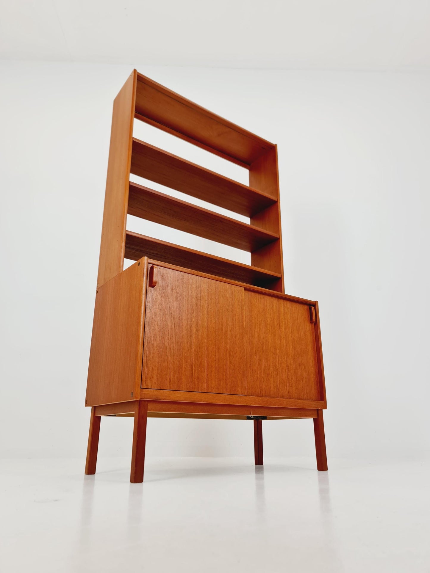 Swedish vintage chest of drawers/ book case teak by Fridhagen for Bodafors, 1960s