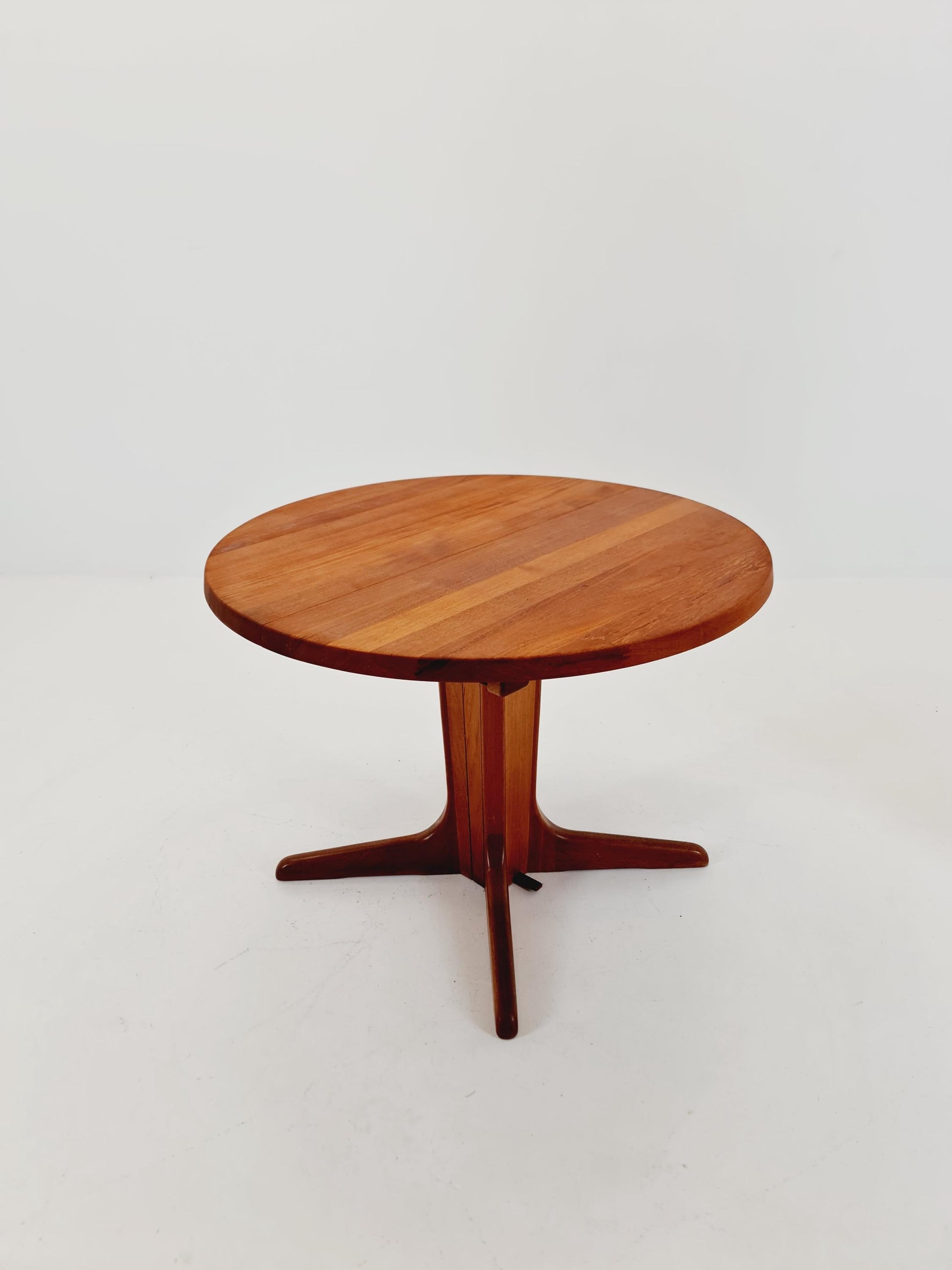 Mid century extendable Danish Modern Solid Teak dining table , 1960s