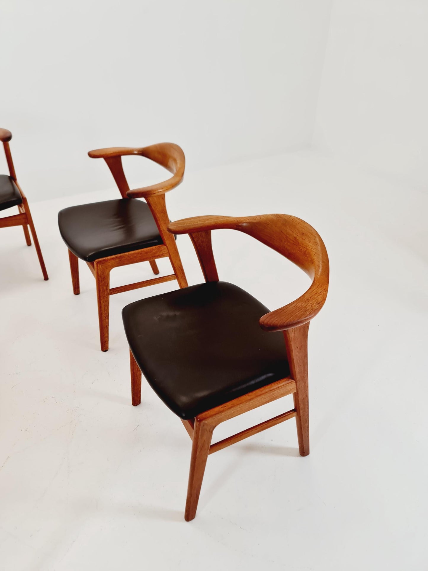 Mid Century Danish solid teak dining Charis byErik Kirkegaard for Hong Stolefabrik Modell 49 , 1960s