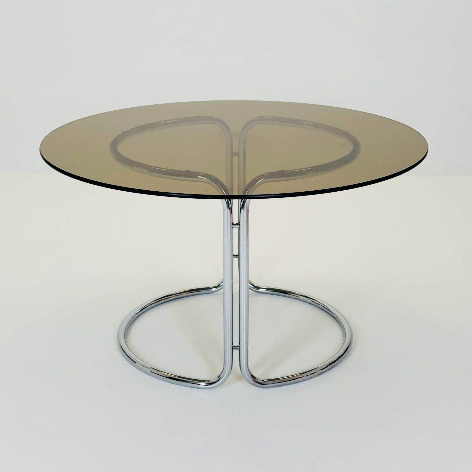 Mid-Century Modern Italian Dining Table by Giotto Stoppino, 1980s – Smoked Glass Top & Chrome Base