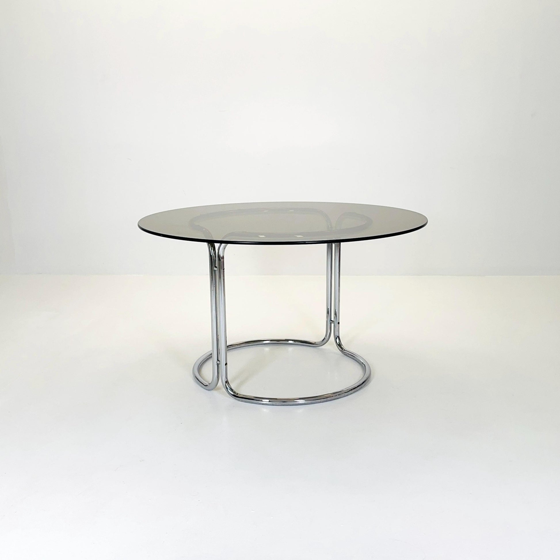 Mid-Century Modern Italian Dining Table by Giotto Stoppino, 1980s – Smoked Glass Top & Chrome Base