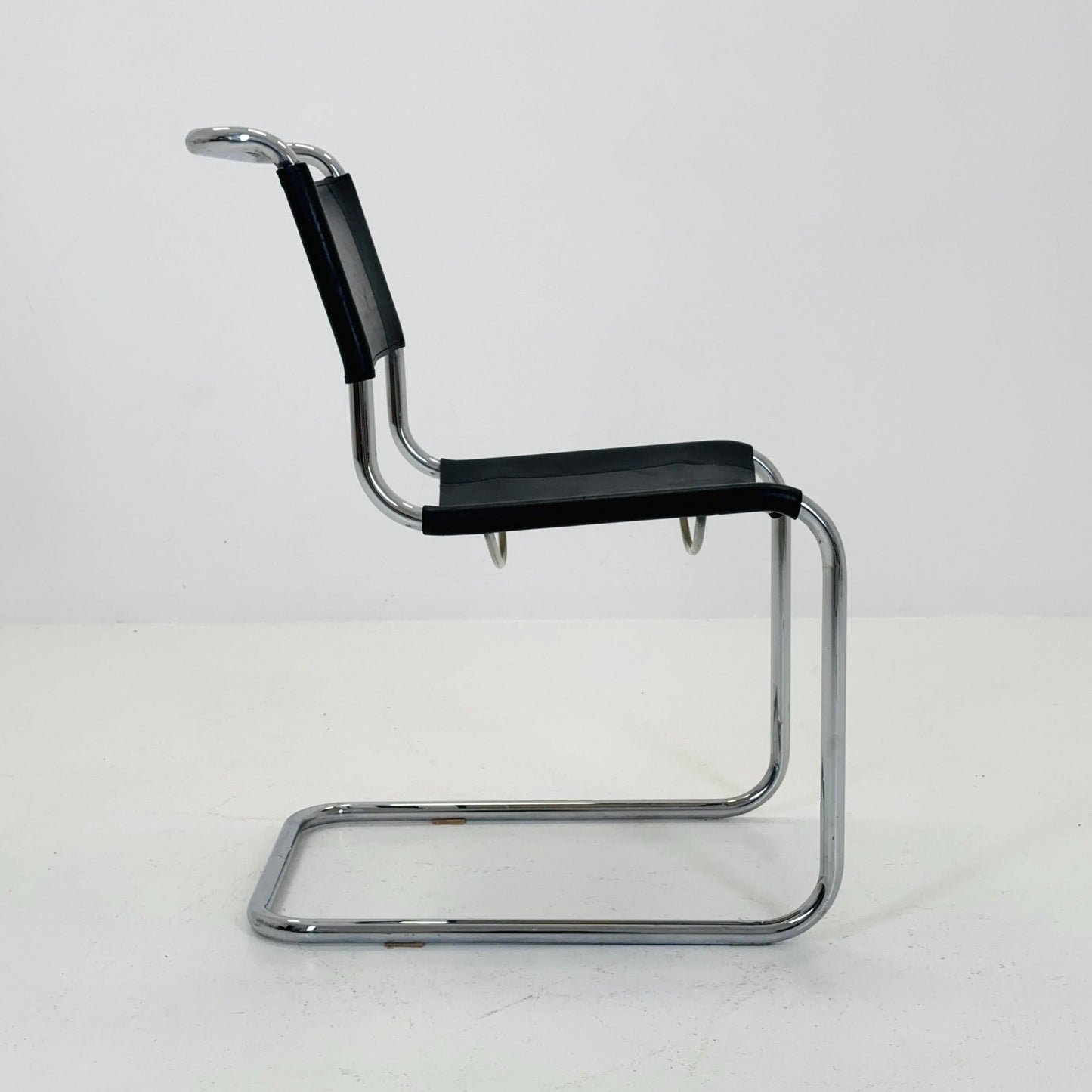 Set of 4 Mid-Century Vintage S33 black Chairs by Mart Stam & Marcel Breuer from Thonet 1980s