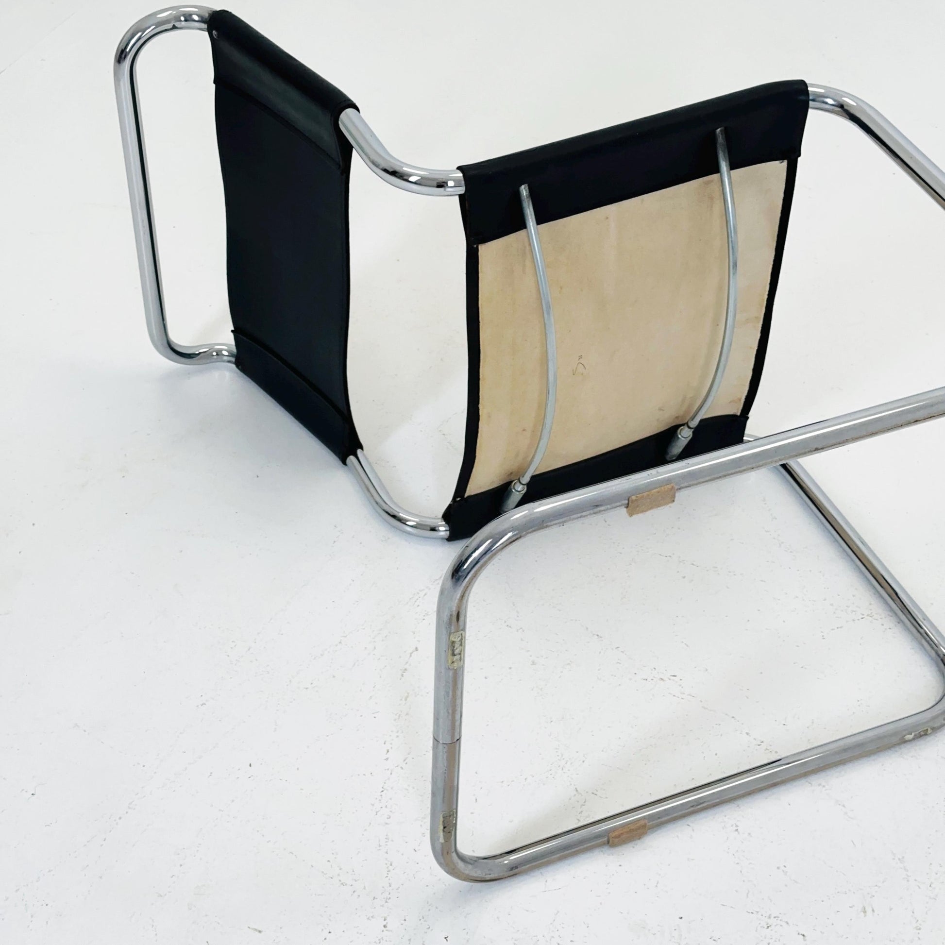 Set of 4 Mid-Century Vintage S33 black Chairs by Mart Stam & Marcel Breuer from Thonet 1980s