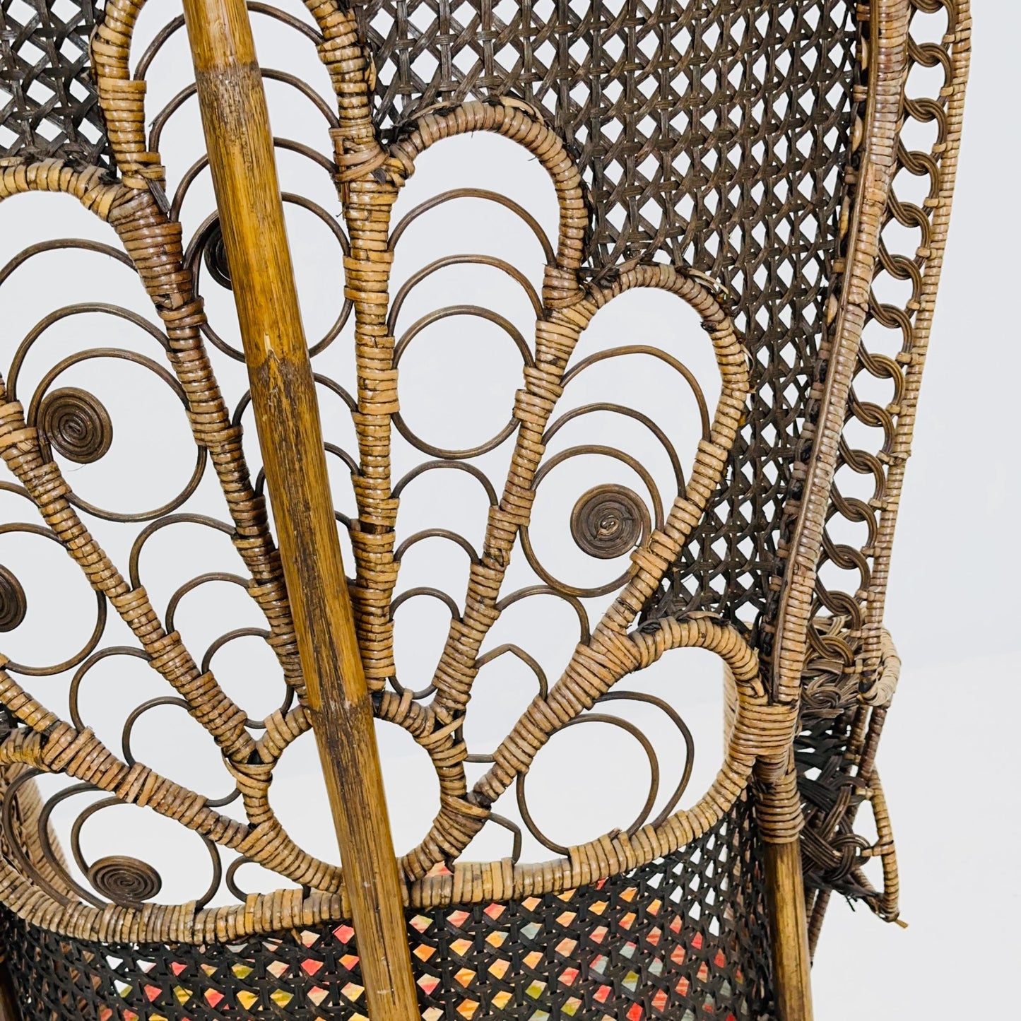 Mid century Classic Wicker Emmanuelle Peacock Chair 1960/70s