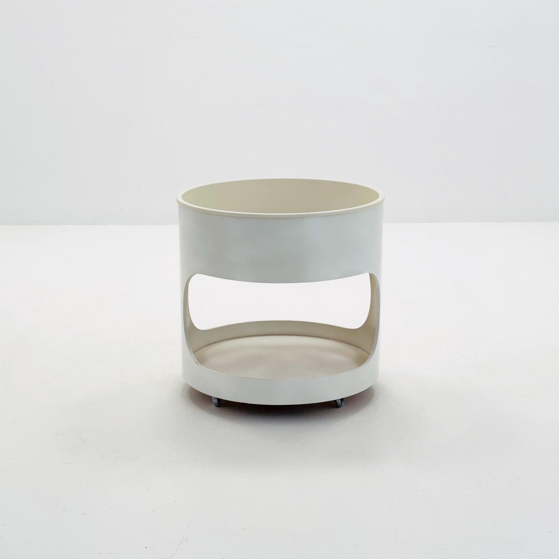 Space Age Luna Side Table 5124 by Opal Möbel, Germany 1970s – Vintage White Rolling Table, Mid-Century Modern