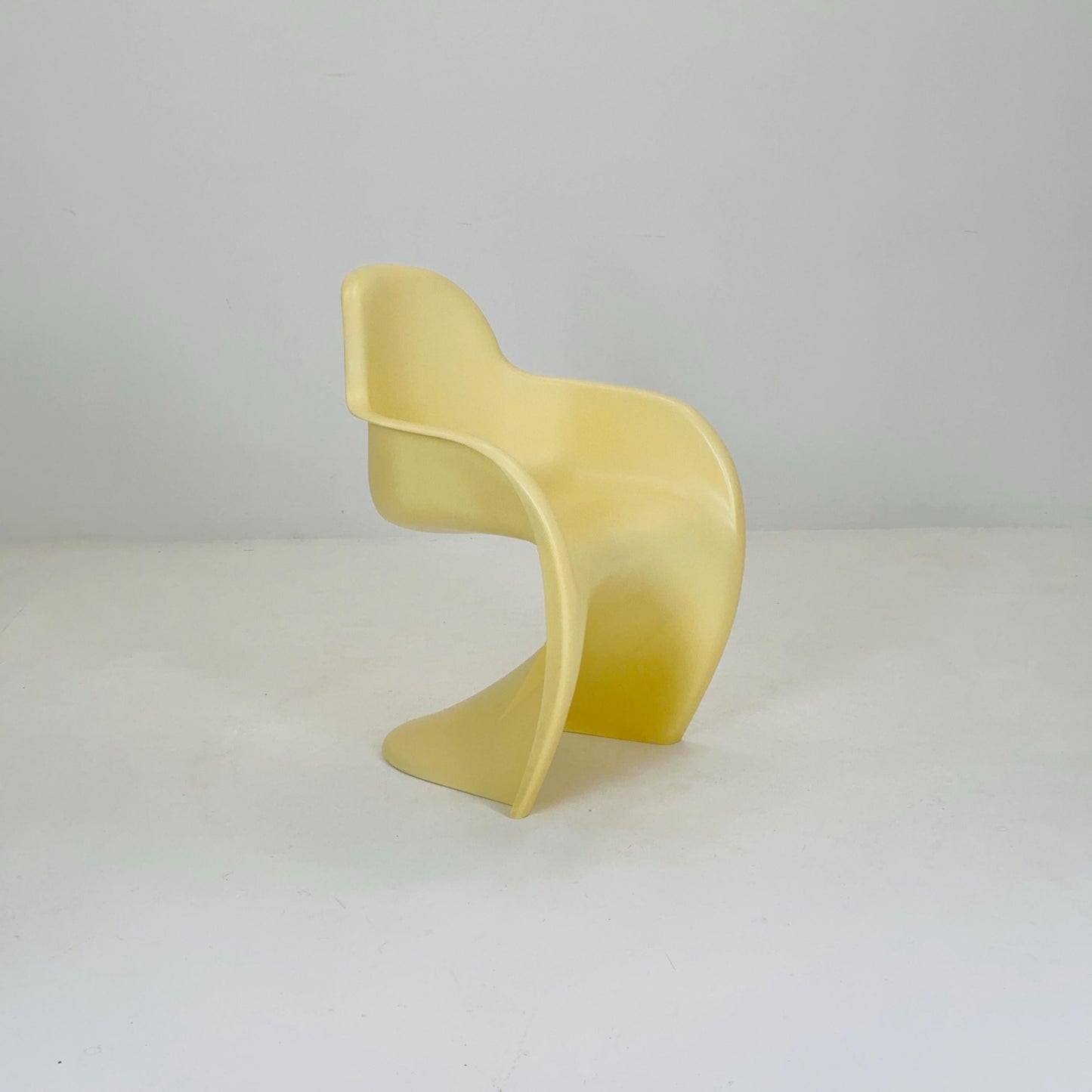 Space Age Panton Armchair Model 9093 by Pioneer – Rare Limited Edition 2000s, Beige ABS, Iconic Design