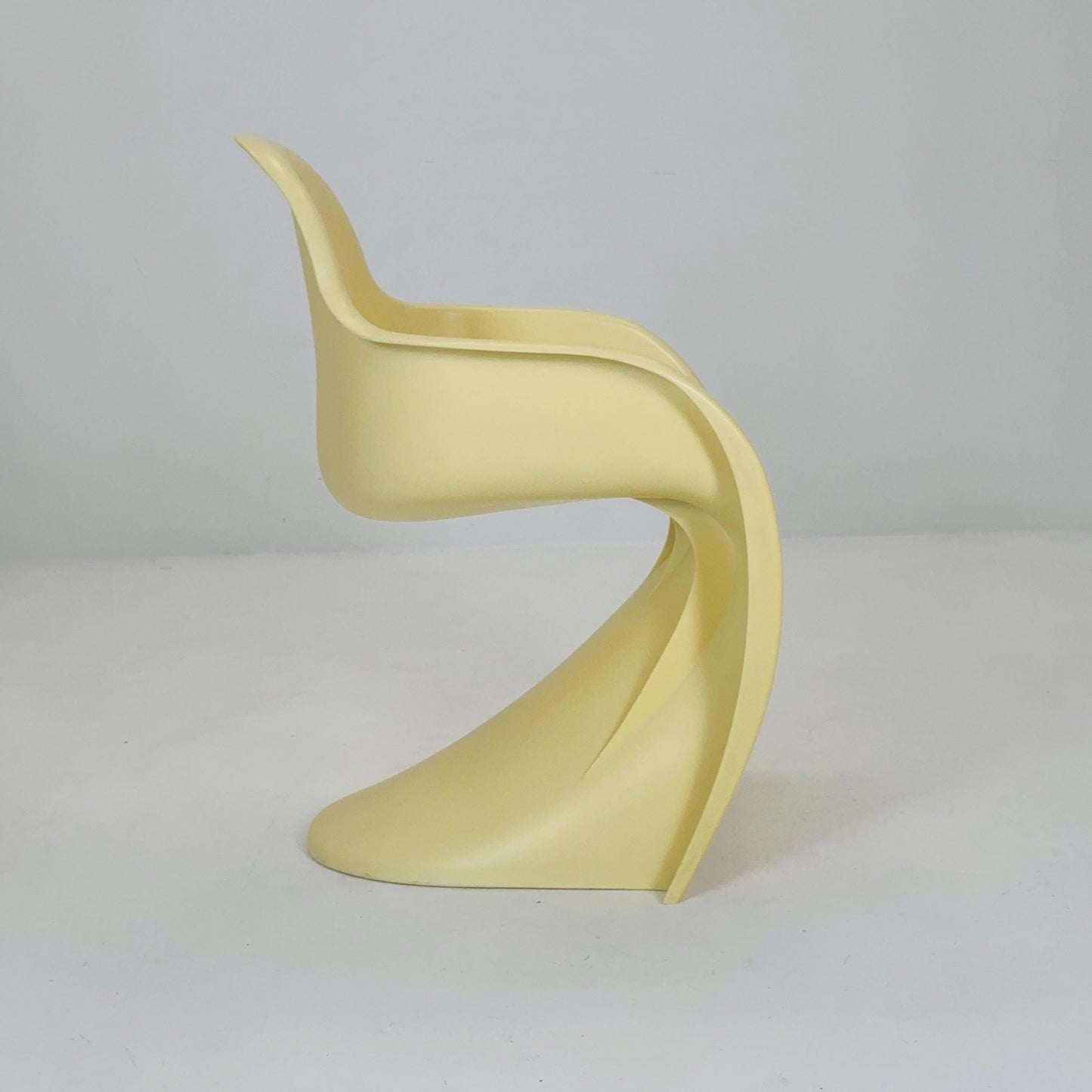 Space Age Panton Armchair Model 9093 by Pioneer – Rare Limited Edition 2000s, Beige ABS, Iconic Design