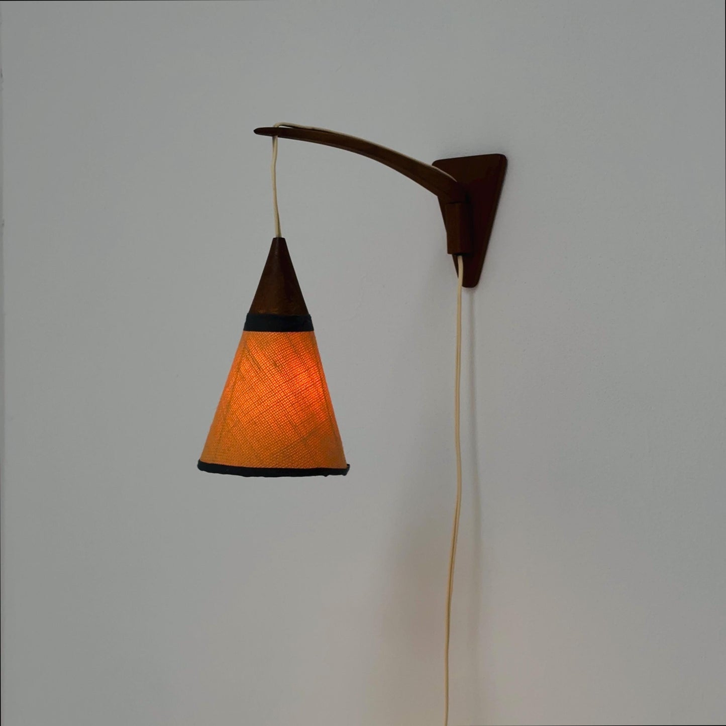 Mid century Teak wall Lamp with fabric Shade by E. R. Nele for Temde, 1960s