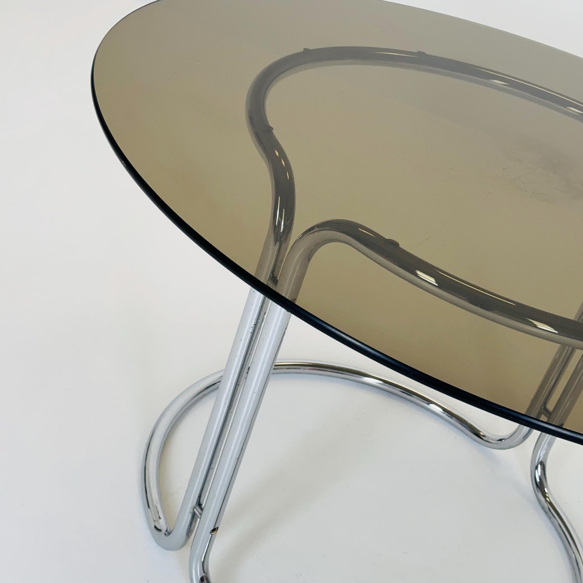 Mid-Century Modern Italian Dining Table by Giotto Stoppino, 1980s – Smoked Glass Top & Chrome Base