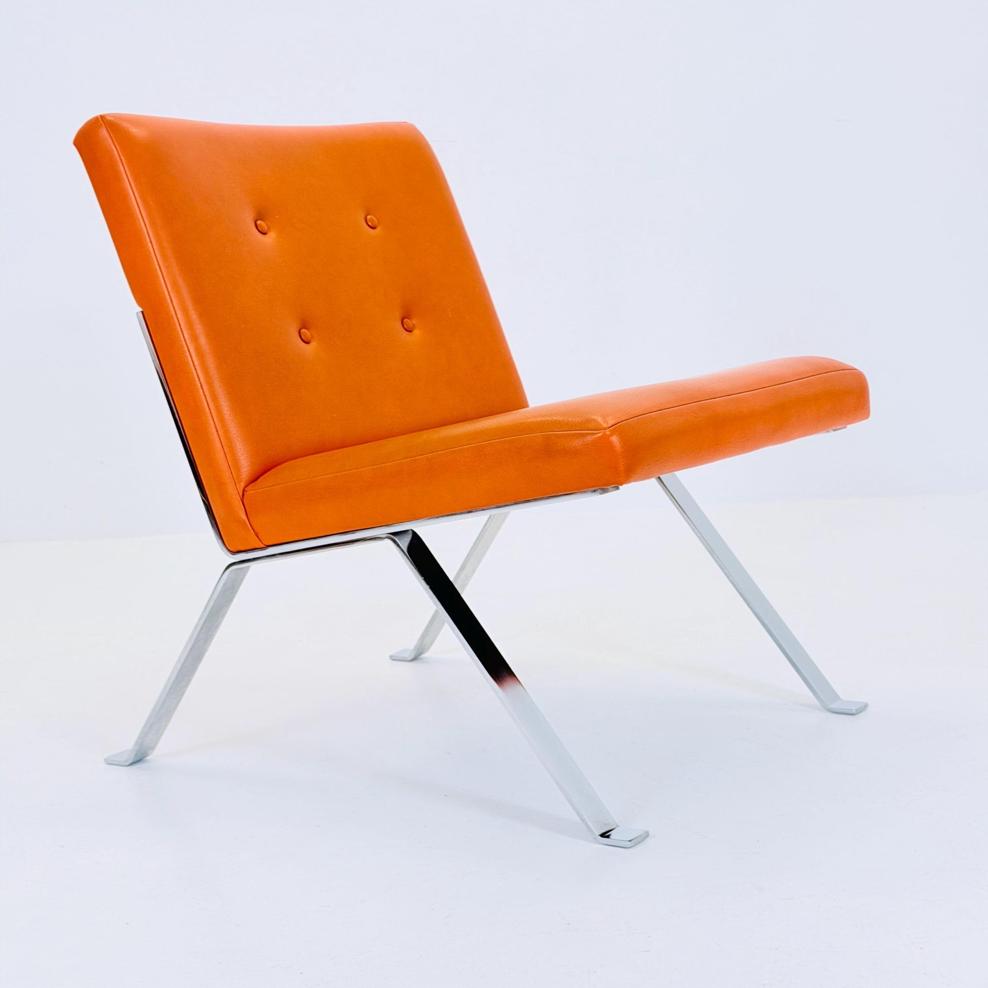 1 of 3 Mid century leather lounge Euro M1600 chair by Hans Eichenberger for Girsberger - 1960s Switzerland