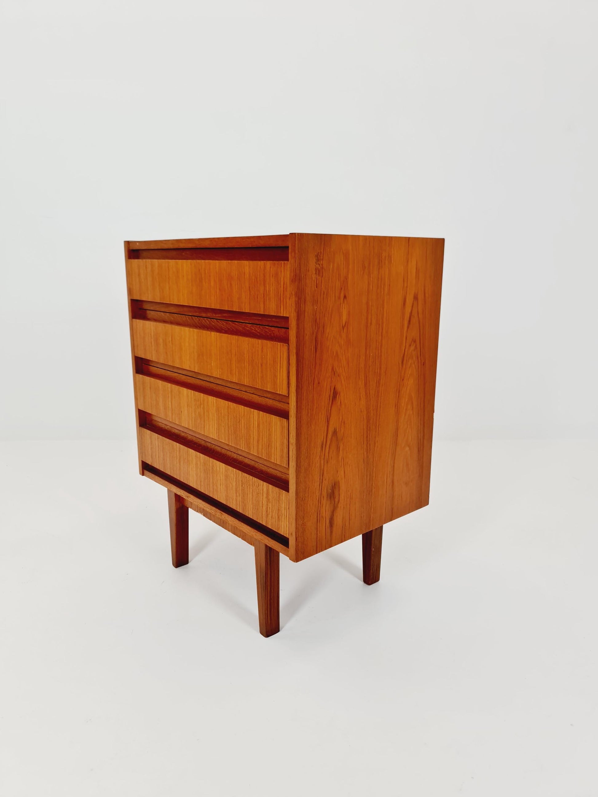Midcentury German Teak chest of drawers / 4 drawers cabinet by Boehme , 1960s
