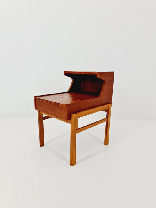 Rare Midcentury Swedish teak side table, nightstand by Yngvar Sandström by Säflle Möbelfabrik, 1960s