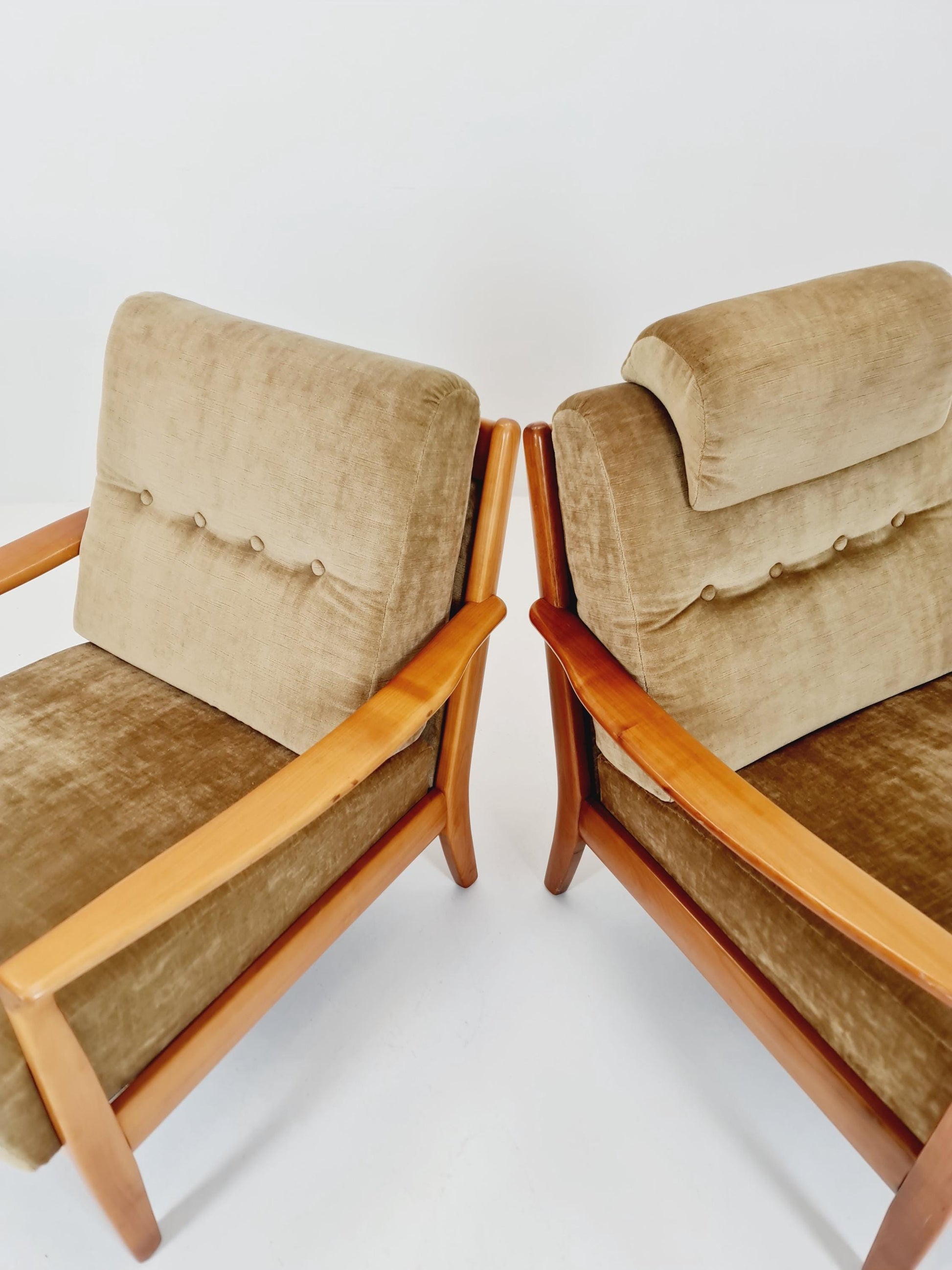 Mid-century pair of German lounge armchair, 1960s