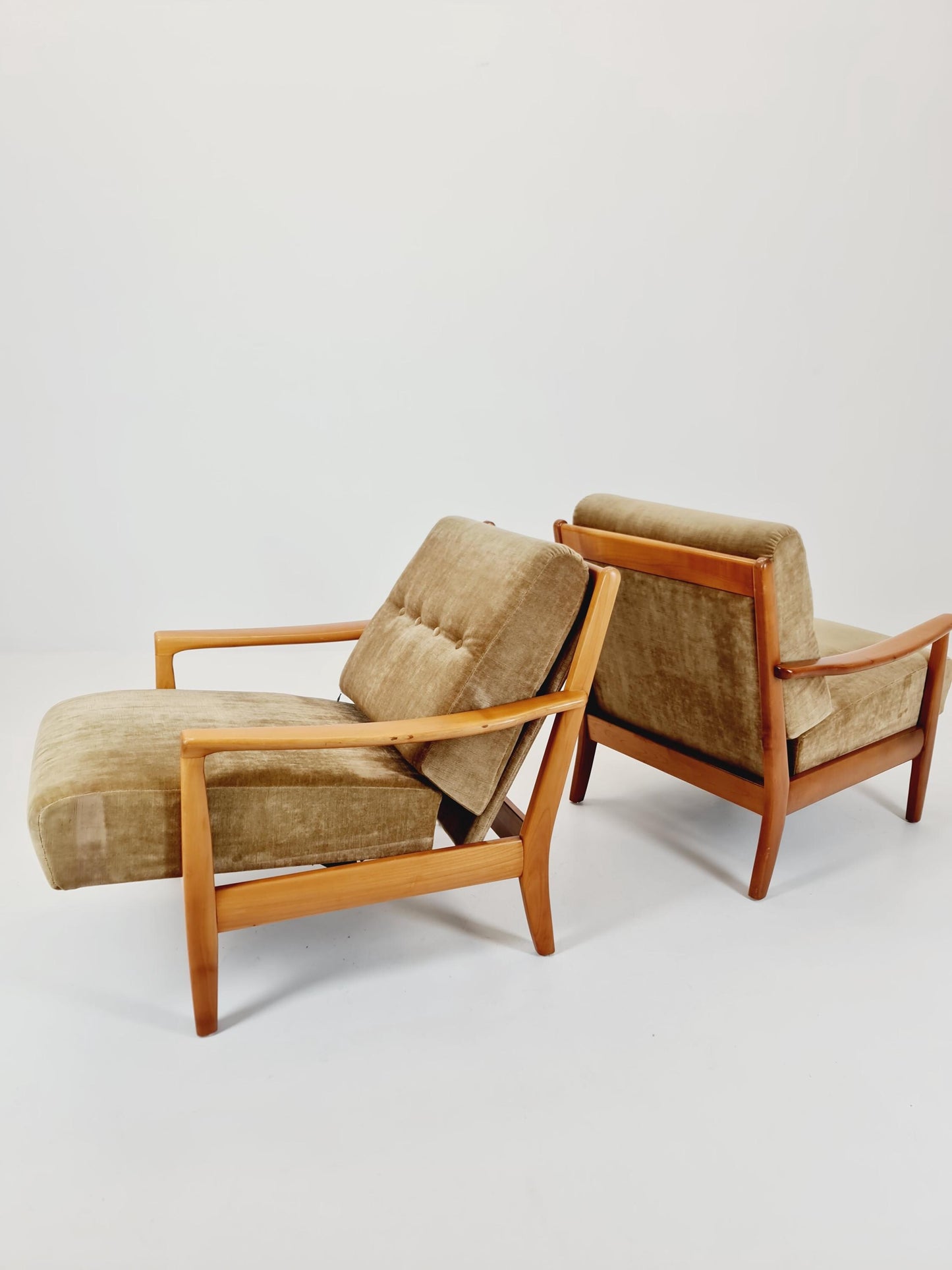 Mid-century pair of German lounge armchair, 1960s