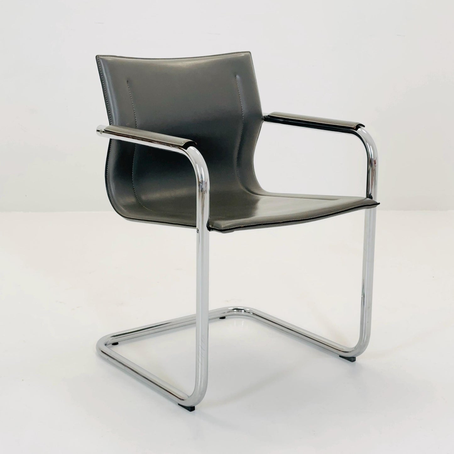 Mid century Italian Cantilever MG15 leather Armchair by Matteo Grassi, 1970s