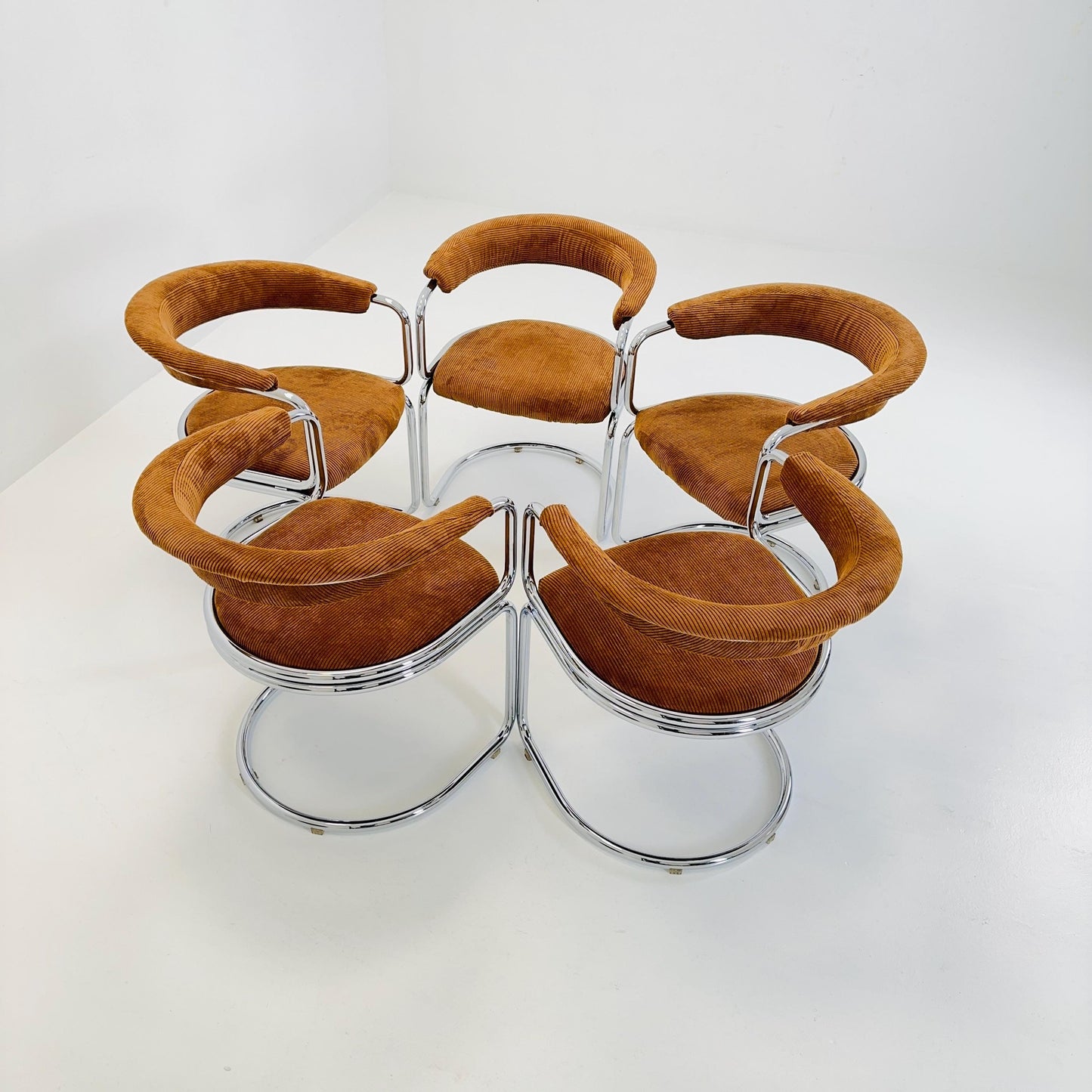1 of 5 Mid Century Cognac velvet Dining armchair by Giotto Stoppino, Italy, 1970s