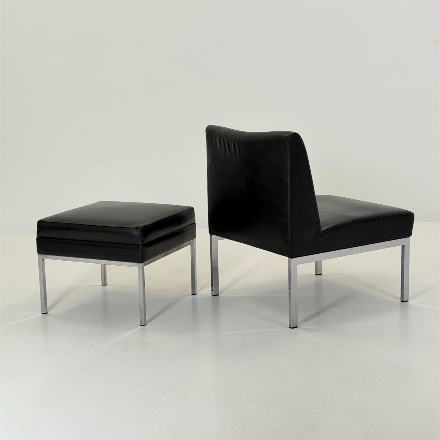 Mid century black leather Bauhaus Lounge chair and ottoman 1980s Thonet