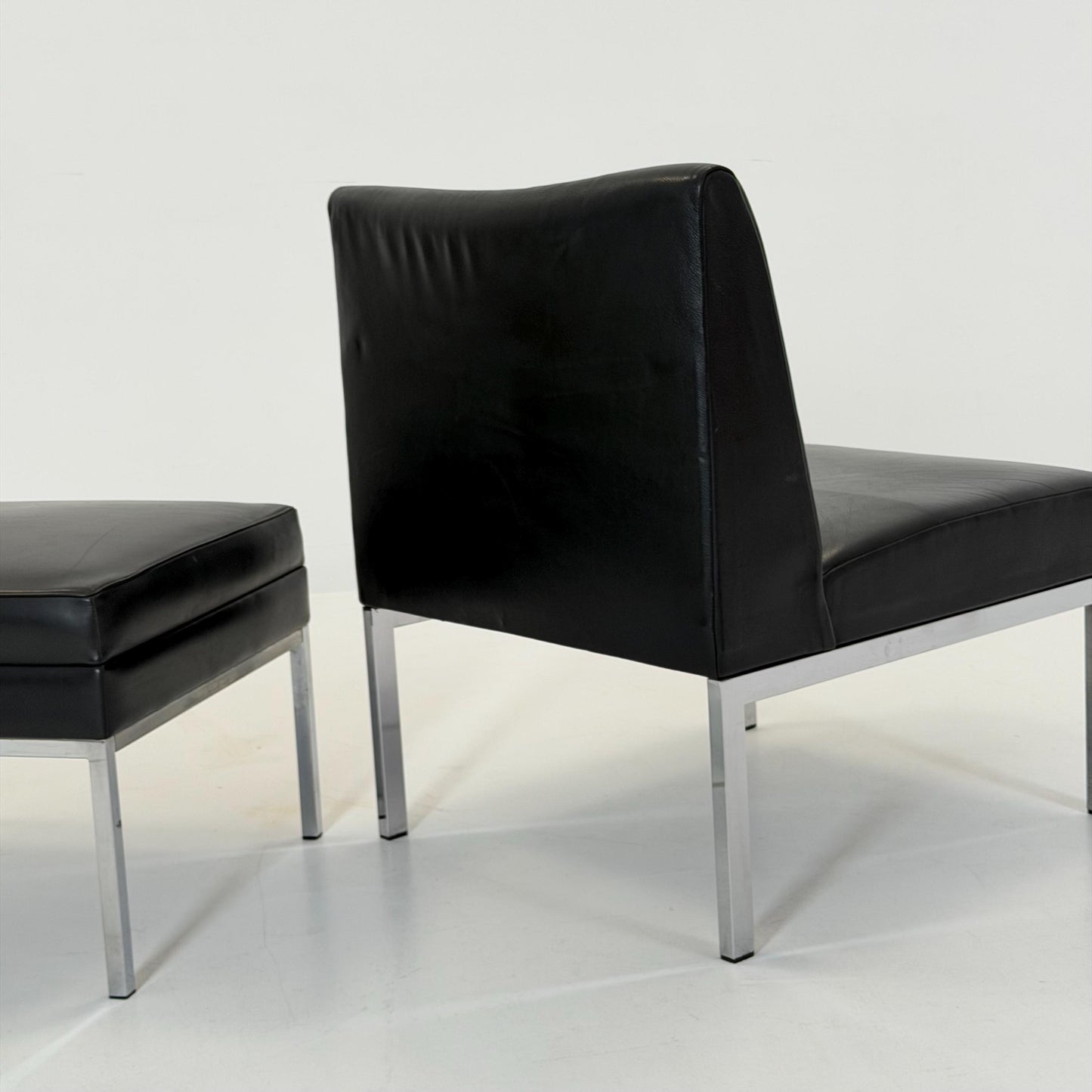 Mid century black leather Bauhaus Lounge chair and ottoman 1980s Thonet