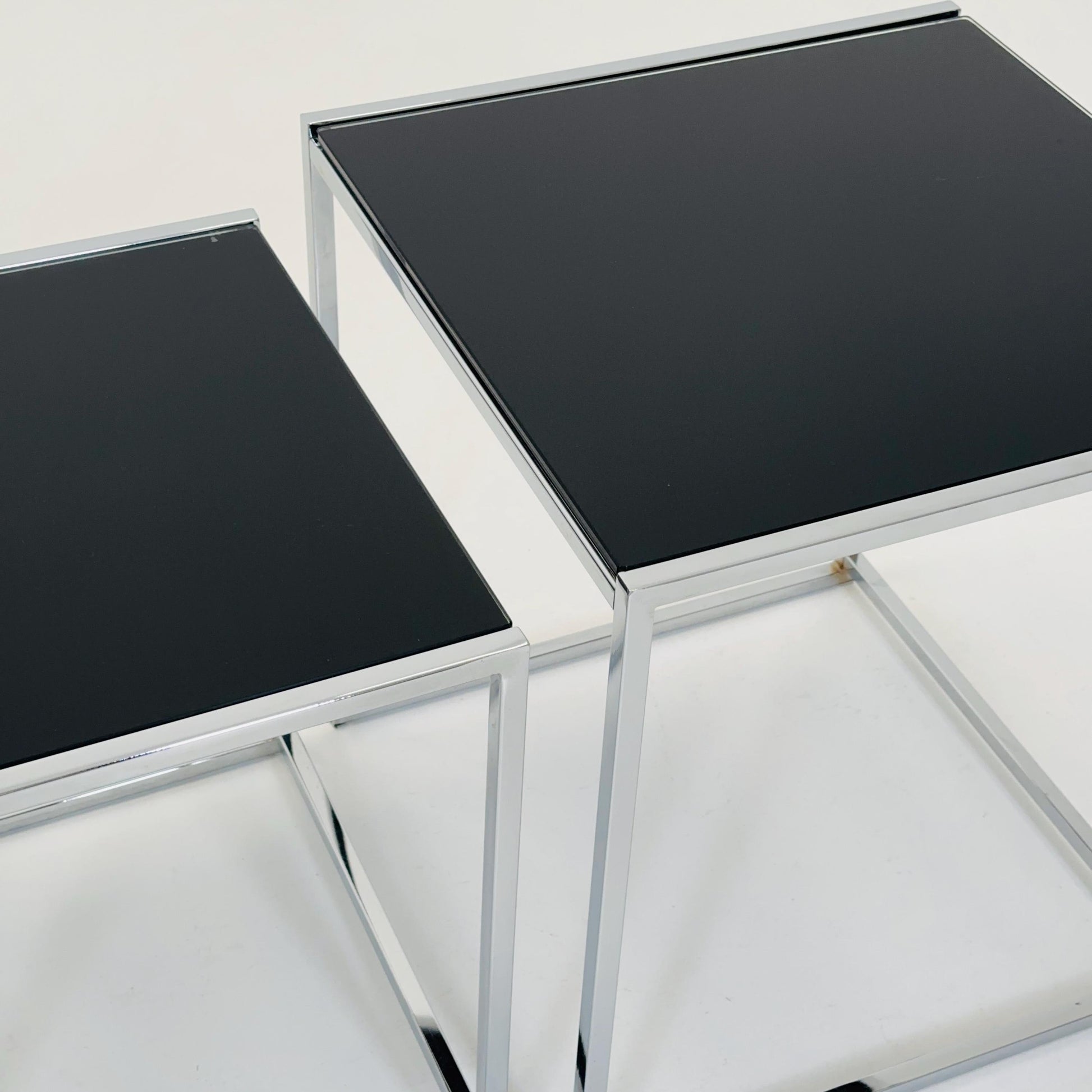 Set of 3 Italian Postmodern Nesting Tables, Black Glass & Chrome Coffee Tables, Milo Baughman Style, 1980s Italy