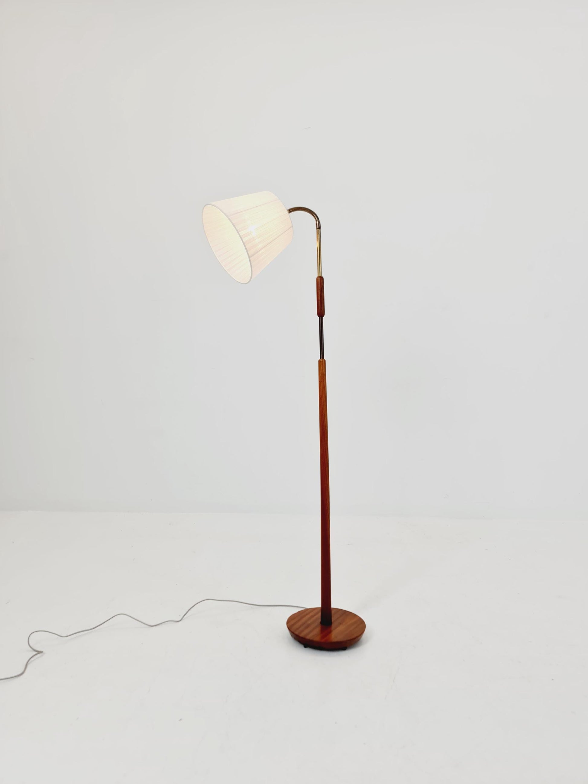 Vintage Swedish Mahagoni floor lamp by Solbackens Svarveri AB, 1970s