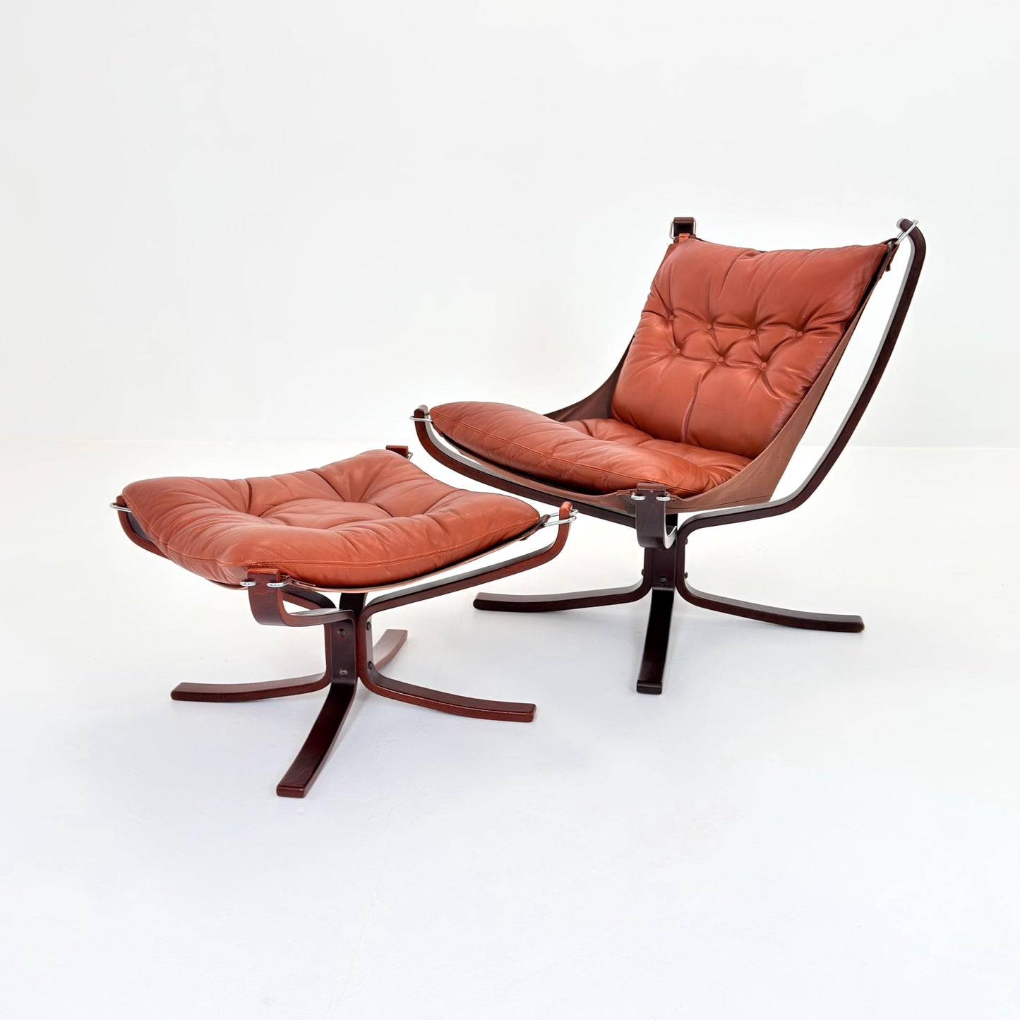 Mid century Falcon chairs and footstools by Sigurd Ressell for Vatne Møbler, 1970s, set of 3