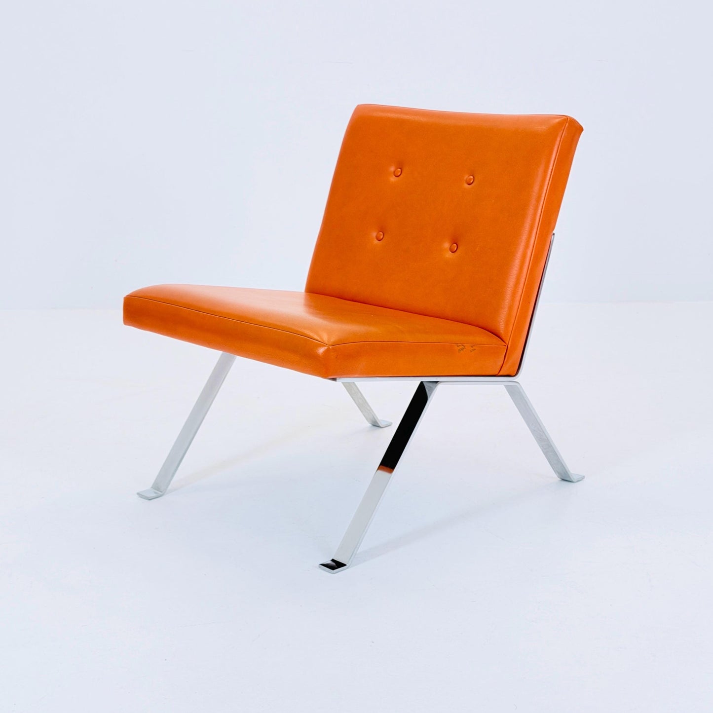1 of 3 Mid century leather lounge Euro M1600 chair by Hans Eichenberger for Girsberger - 1960s Switzerland