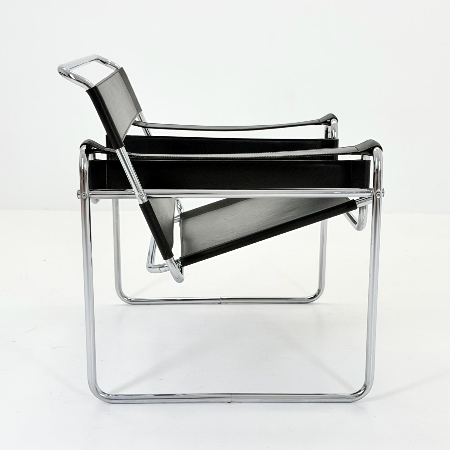 Mid century black B3 armchair WASSILY by Marcel Brauer, 1990s Italy