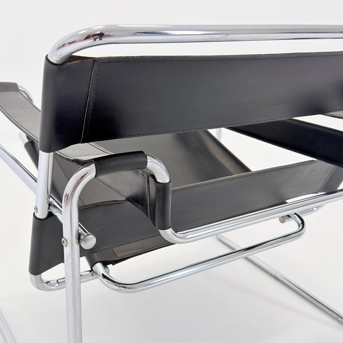 Mid century black B3 armchair WASSILY by Marcel Brauer, 1990s Italy