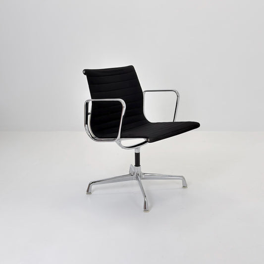 Mid-Century EA 107 Aluminum Chair by Charles & Ray Eames for Herman Miller | Swivel Armchair | Black Fabric | 1980s