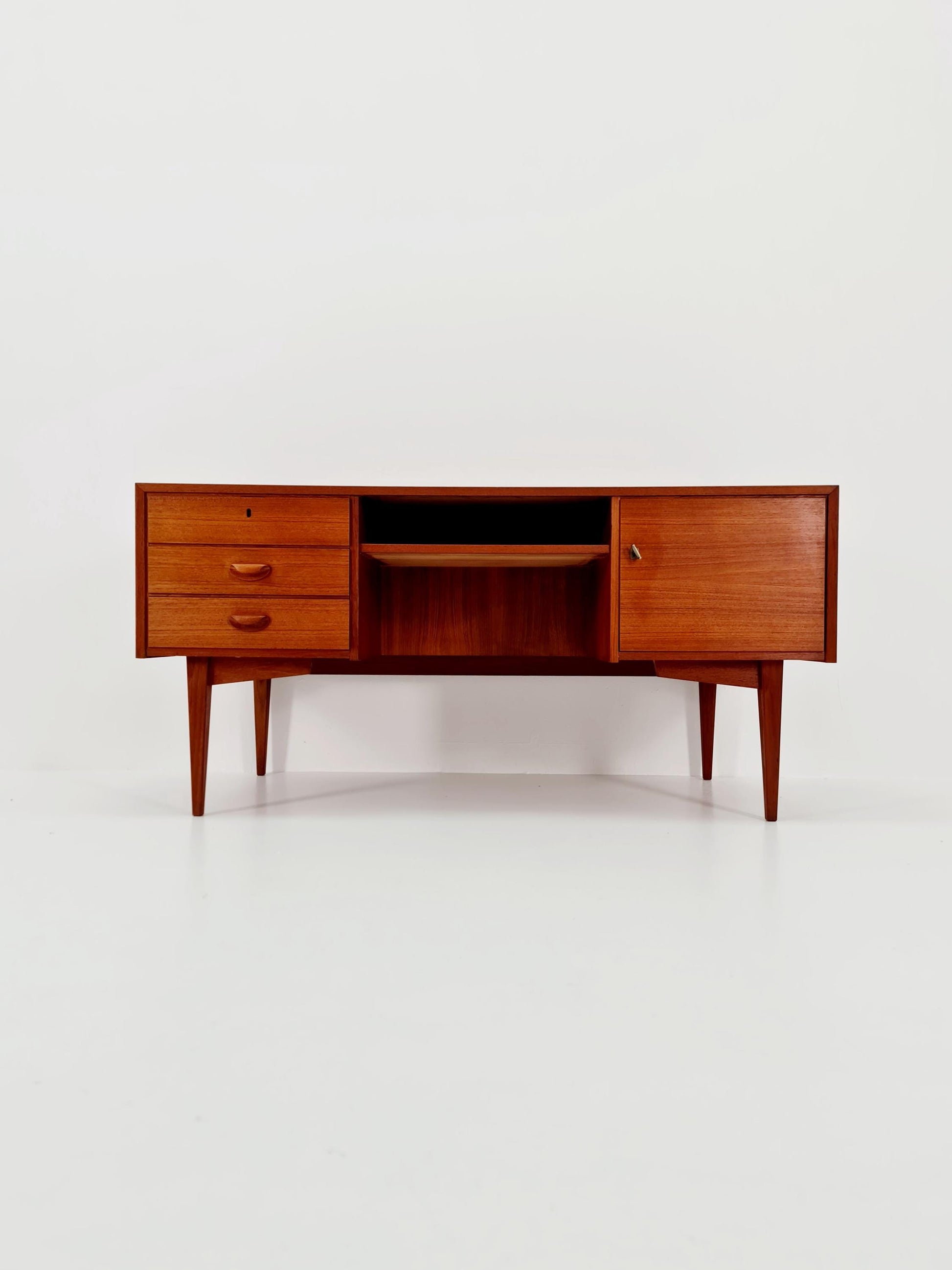 German teak desk by Hilker for Omnia, 1960s