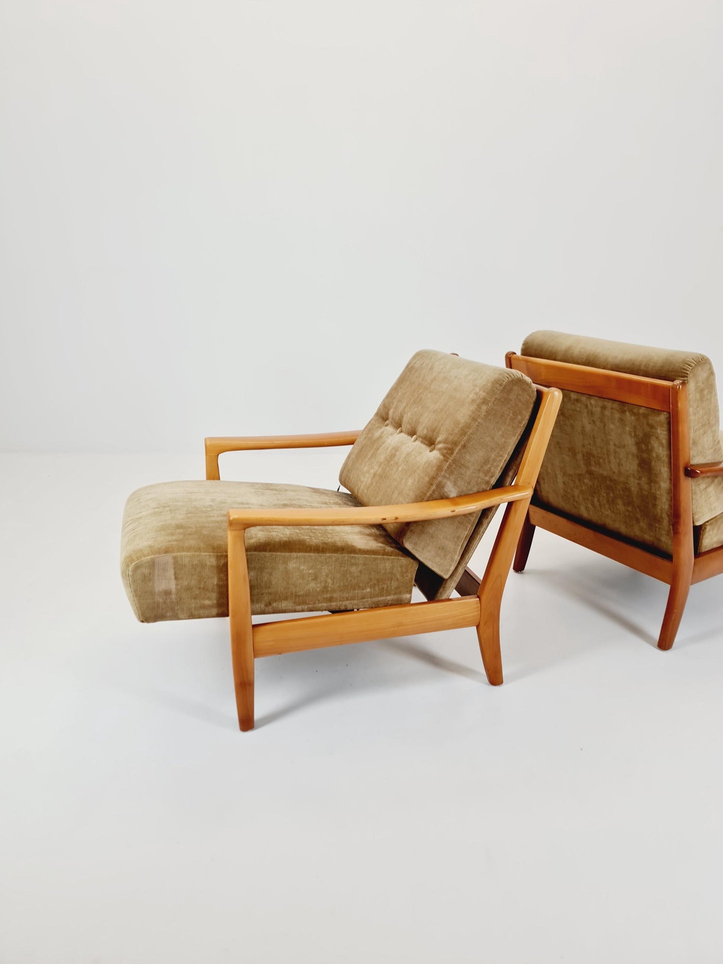 Mid-century pair of German lounge armchair, 1960s