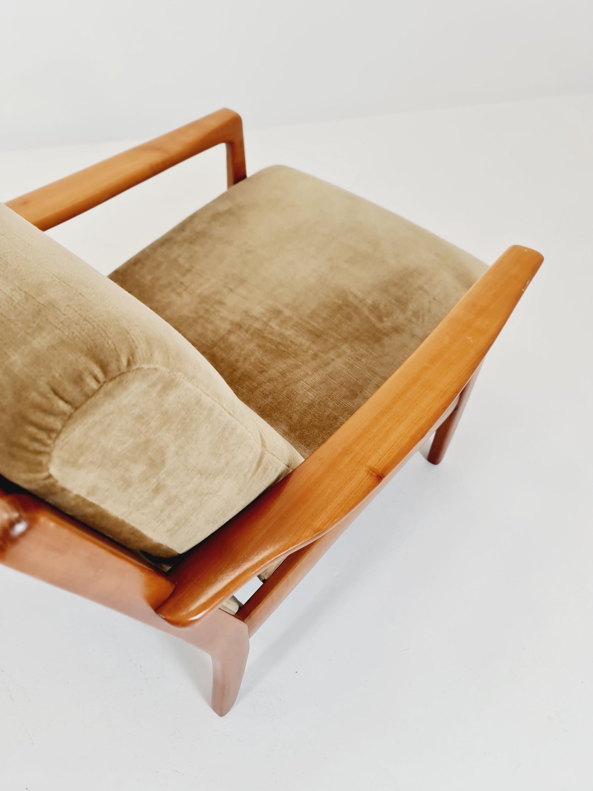 Mid-century pair of German lounge armchair, 1960s
