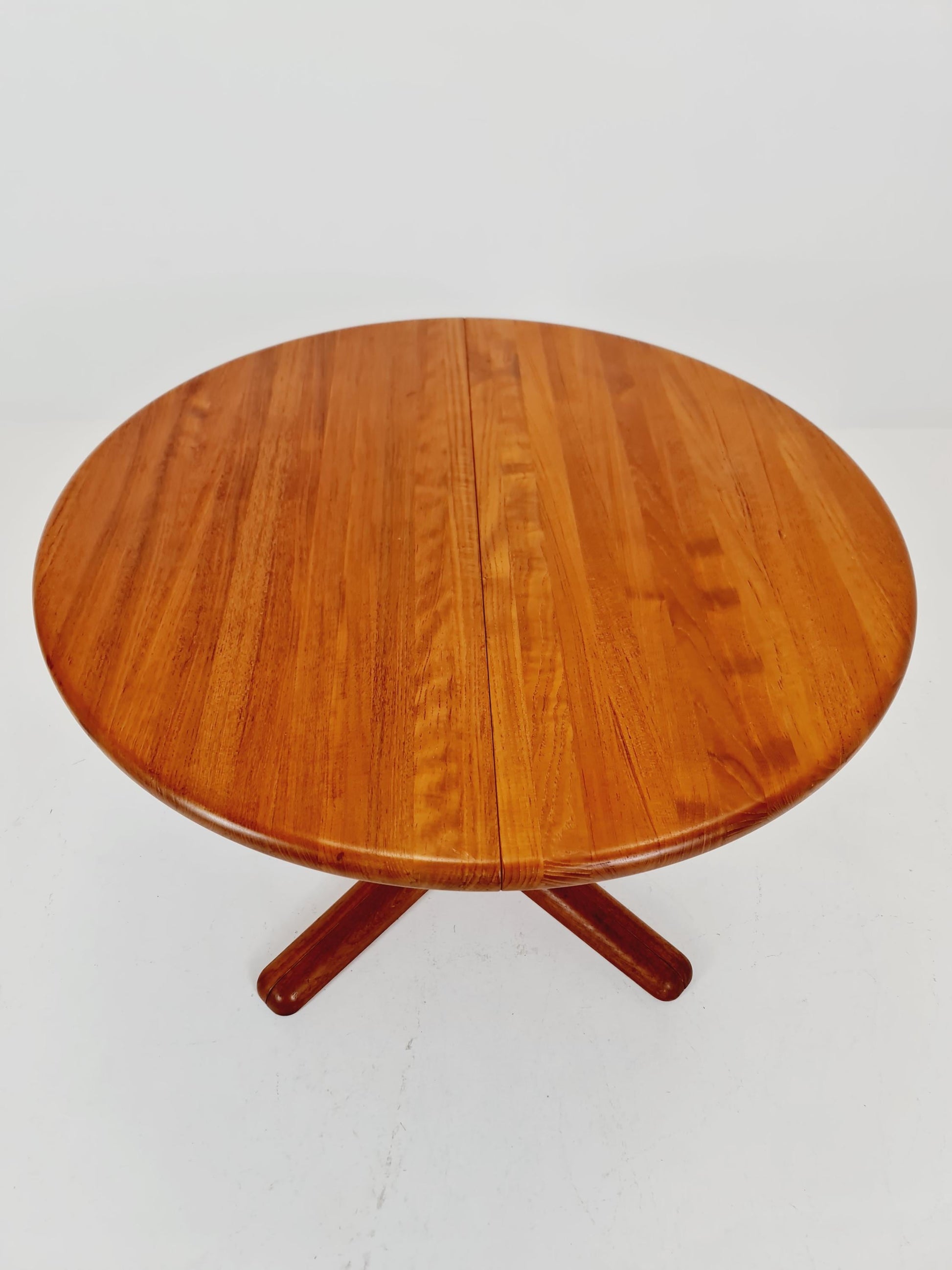 Mid century extendable Danish Modern Solid Teak XXL dining table by Dyrlund MöbelFabrik , 1970s