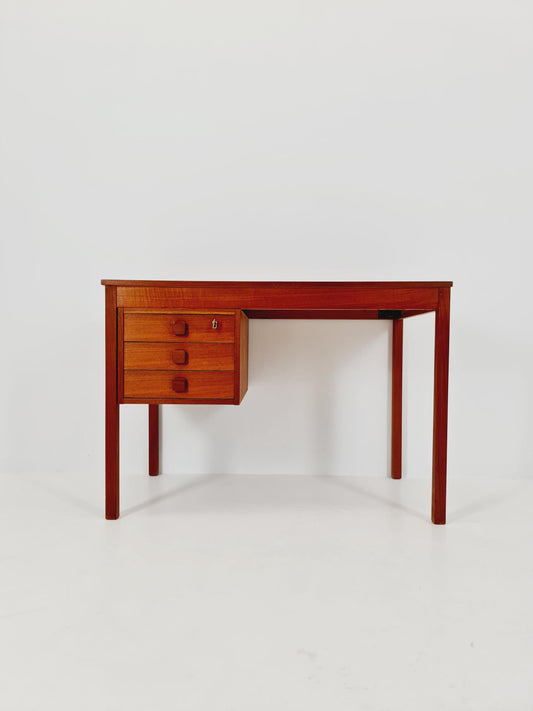 Midcentury Danish Teak Desk by Domino mobler, 1960s