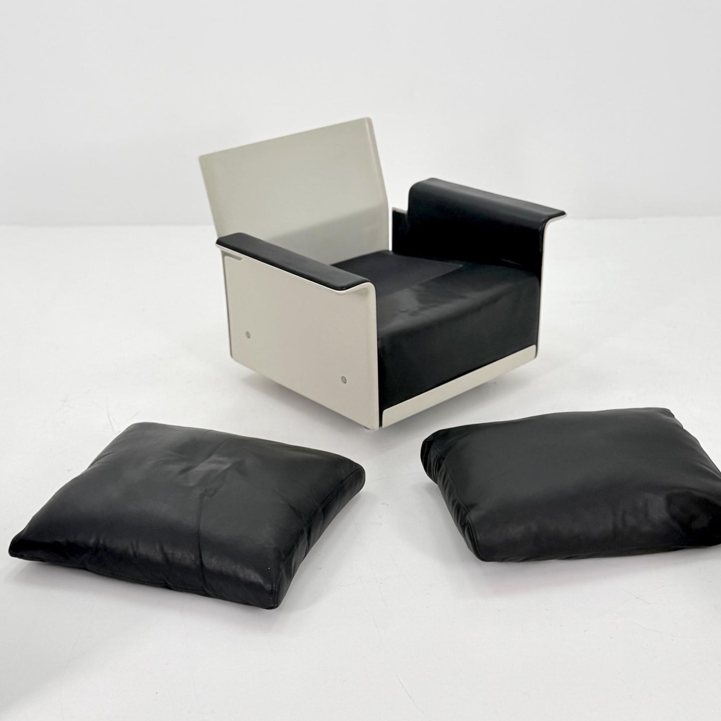 Mid century Ultra-Rare Space Age armchair RZ62 by Dieter Rams for Vitsoe, 1960s Germany